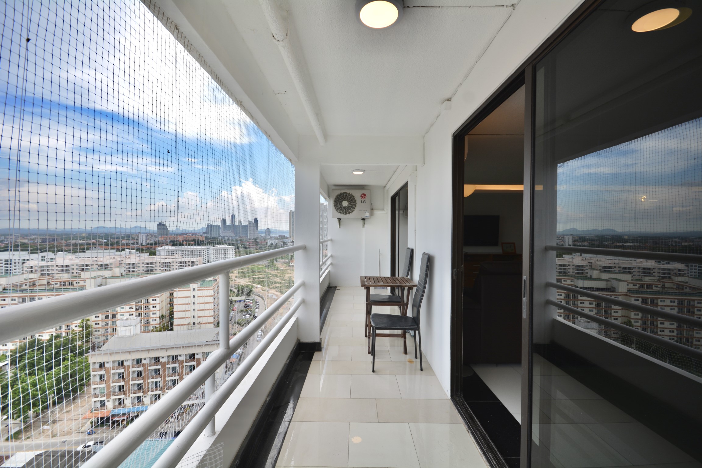 Angket/F17 1 BED · 2 BATH · 108 SQ M · 1 BALCONY · SEA & CITY VIEWS 24