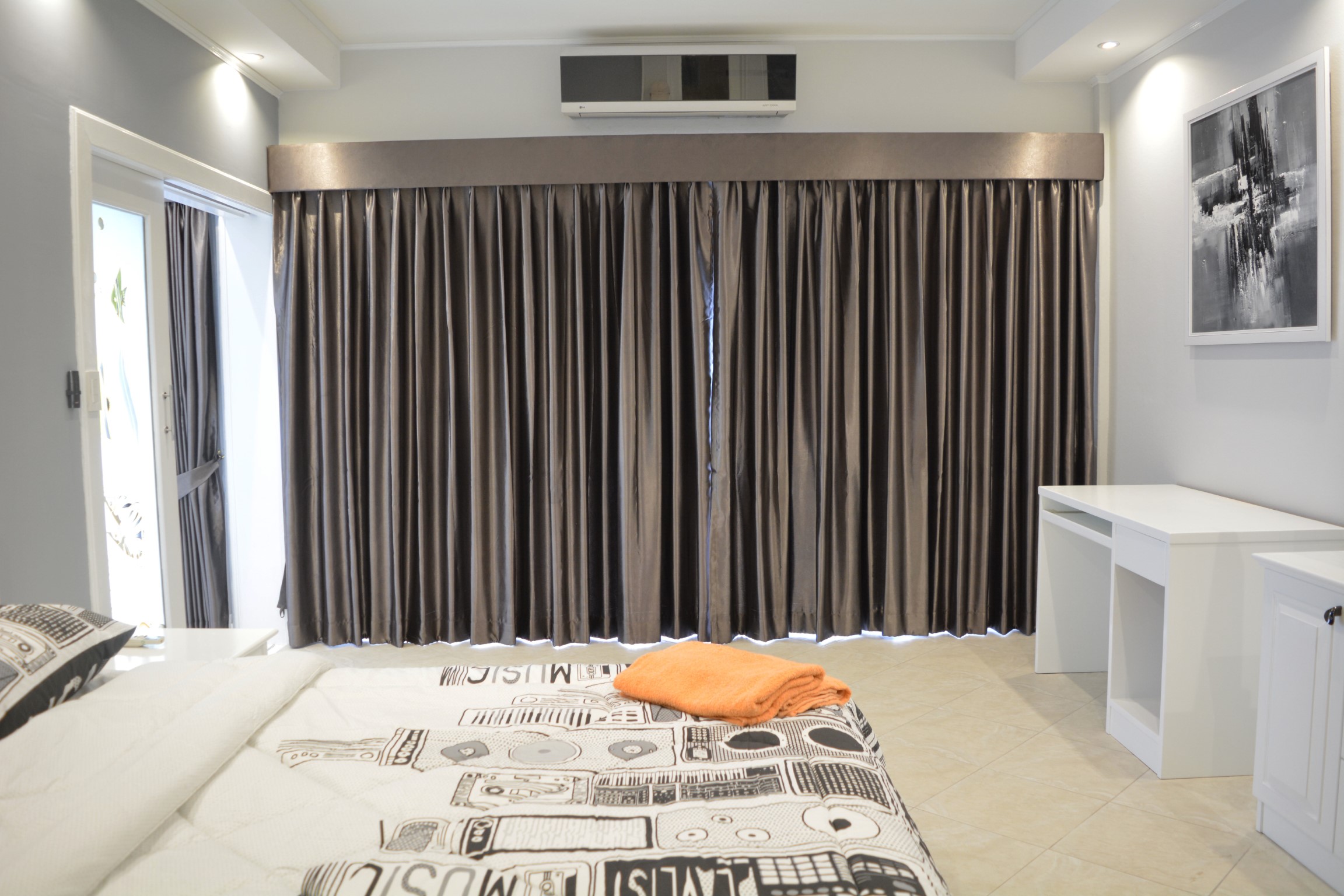 Baan Suan Lalana/TA/F4 1 BED · 1 BATH · 84 SQ M · 1 BALCONY · POOL VIEW 15