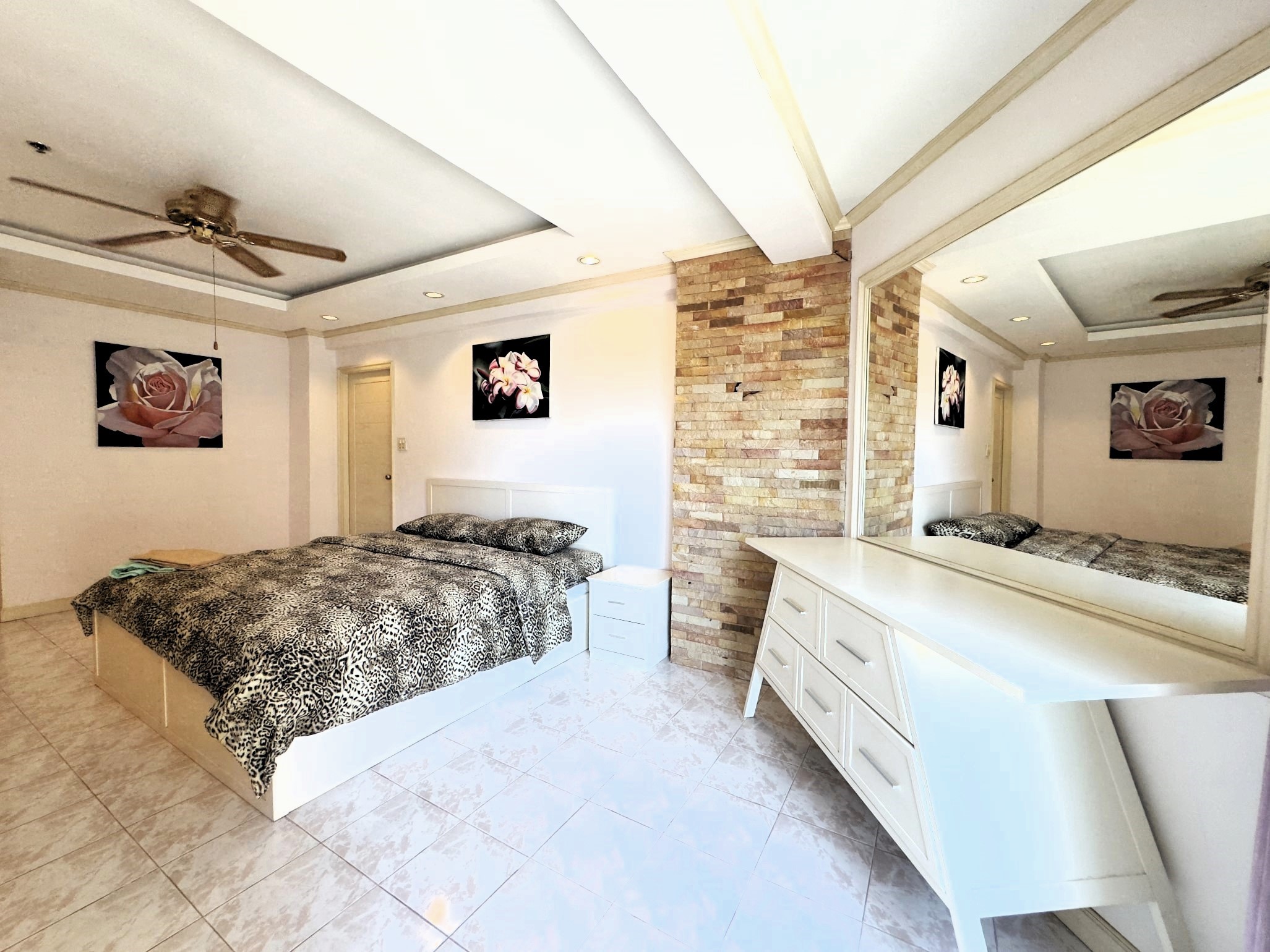 Jomtien Beach Condominium/A3/F4 1 BED · 2 BATH · 60 SQ M · 2 BALCONIES 16