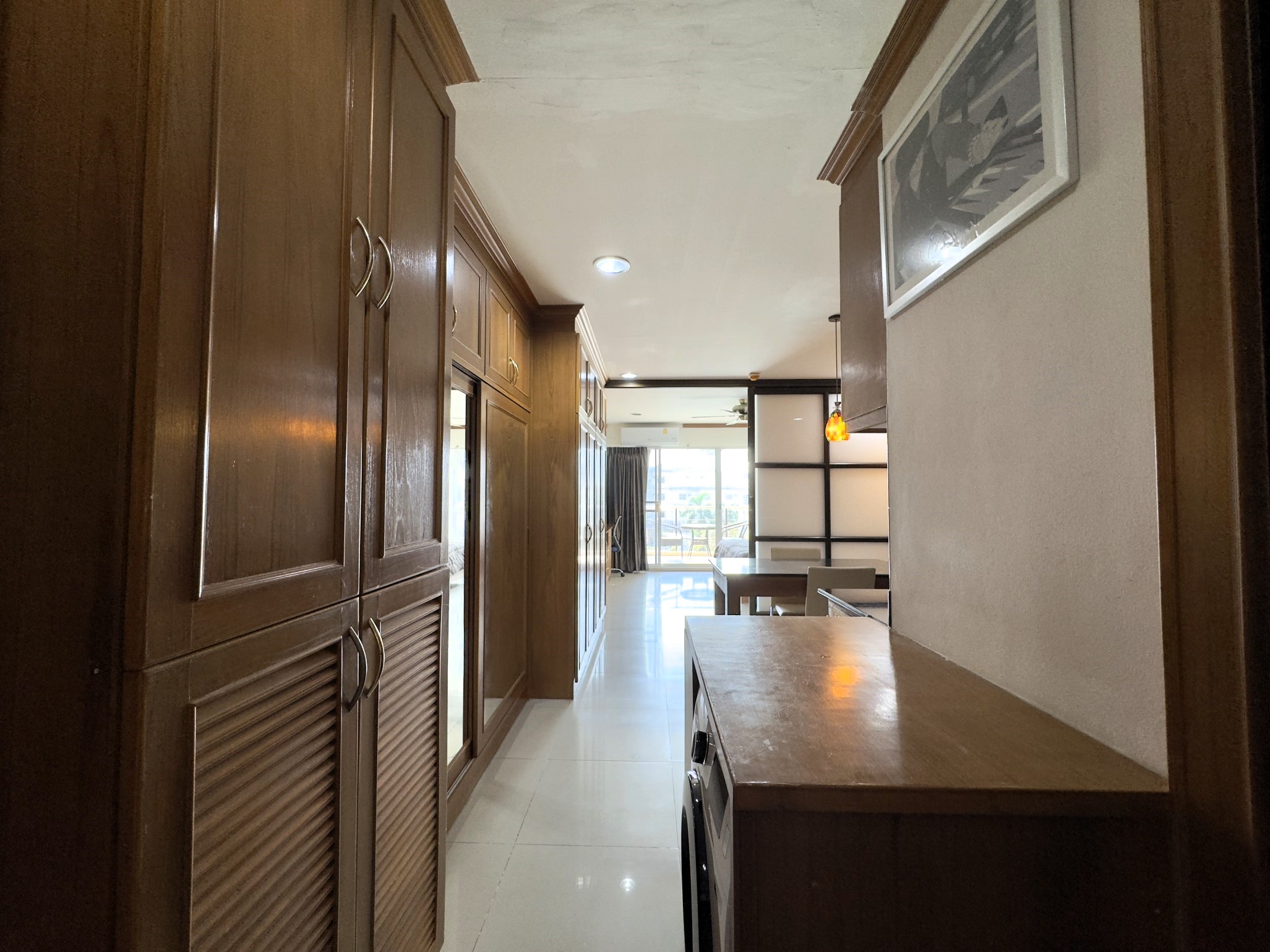 TW Platinum Suites/F3 1 BED · 1 BATH · 52 SQ M · 1 BALCONY · POOL VIEW 2