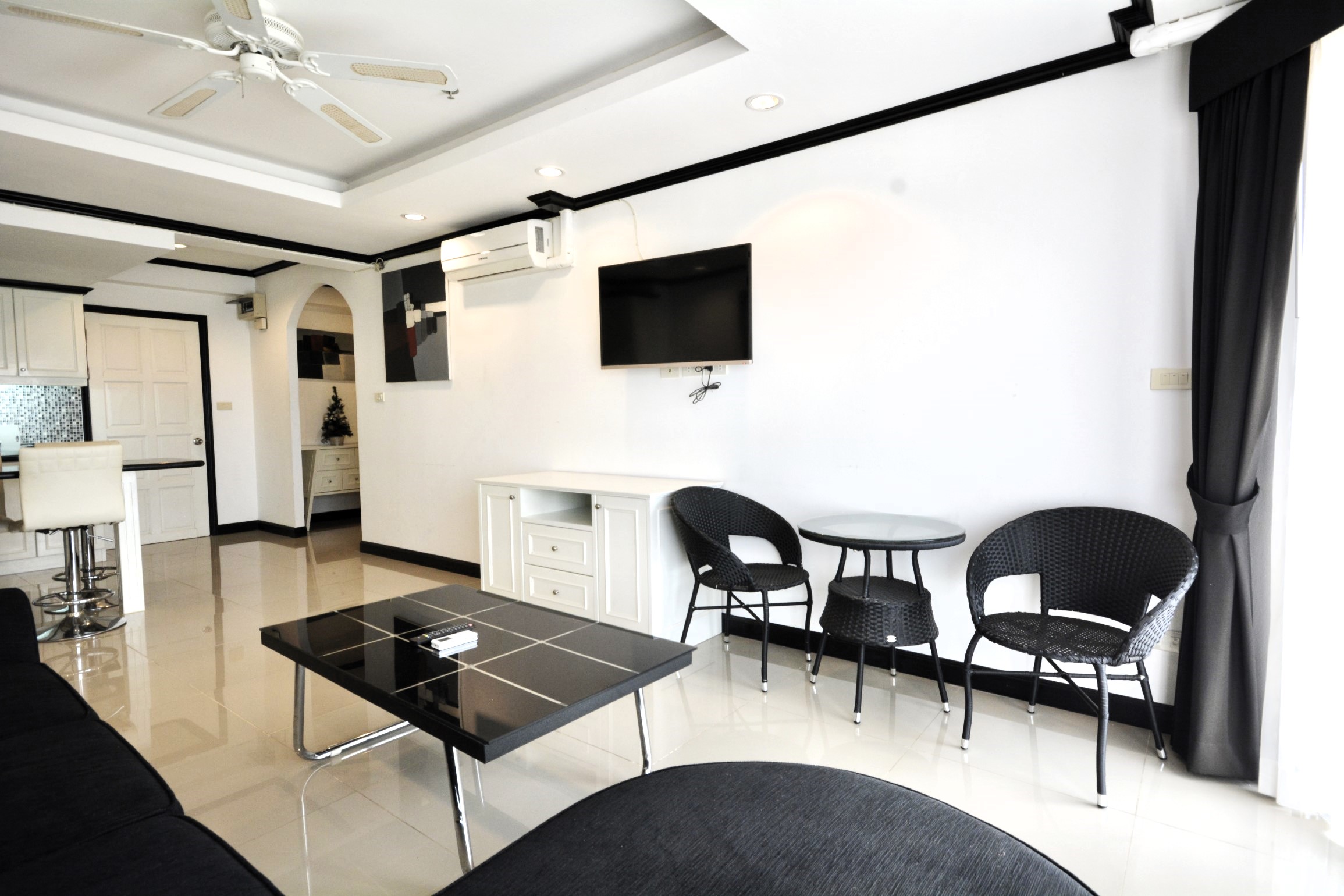Jomtien Beach Condominium/A3/F12 CORNER APARTMENT · 2 BED · 1 BATH · 75 SQ M · 3 BALCONIES 6