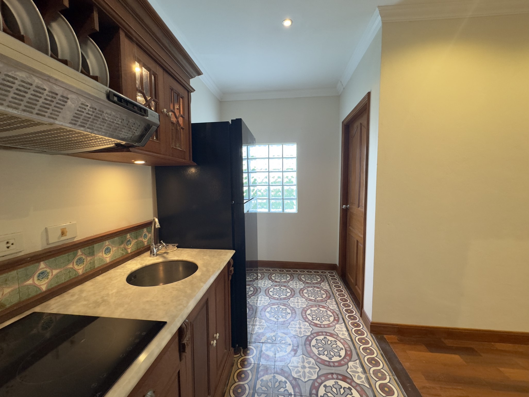 Baan Suan Lalana/SB/F2 2 BED · 1 BATH · CORNER CONDO · 100 SQ M · 2 BALCONIES 8