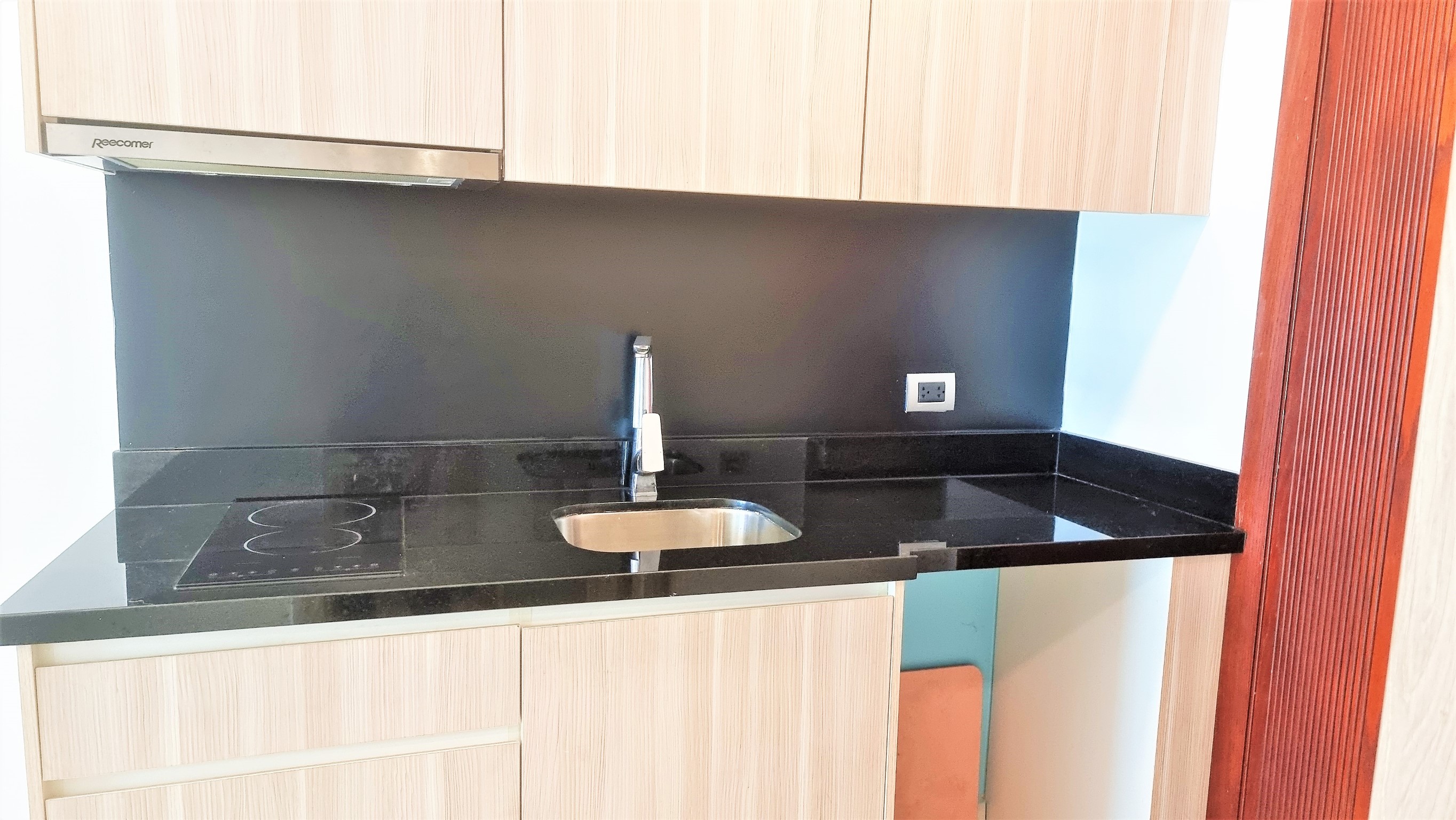 Laguna Beach Resort 1/F4 1 BED · 2 BATH · 51 SQ M · 1 BALCONY · POOL VIEWS 7