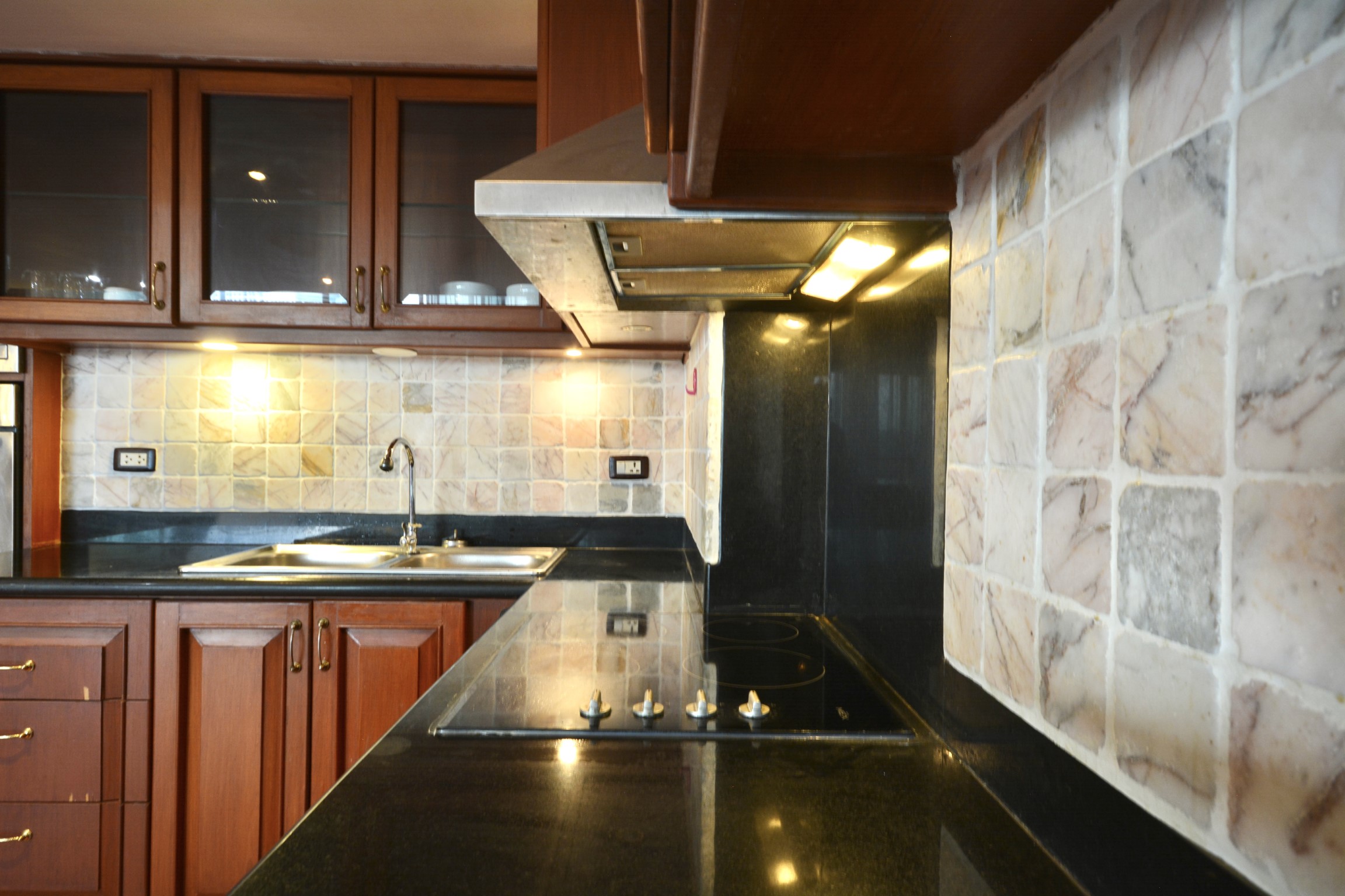 Angket/F7 1 BED · 2 BATH · 108 SQ M · 1 BALCONY · POOL VIEW 9