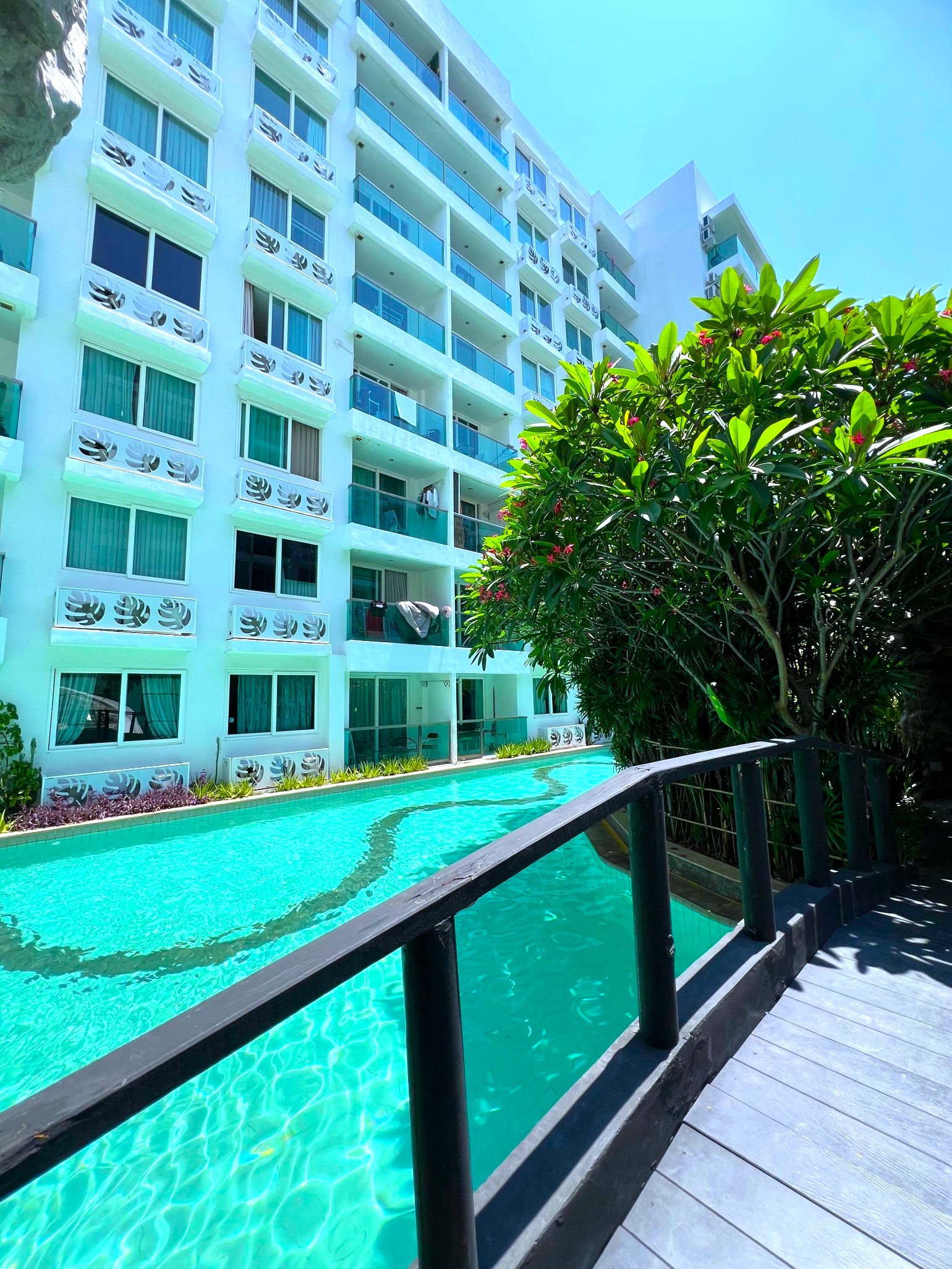 One Bedroom 35sqm Condo in Amazon Residence Jomtien 600 Meters from Beach 21