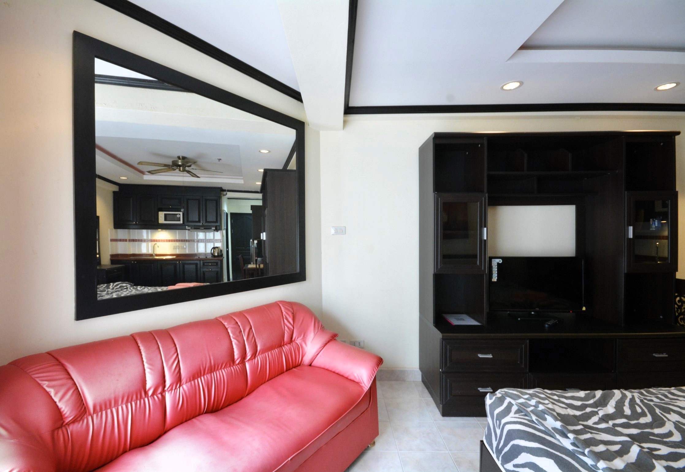 Jomtien Beach Condominium/A2/F12 STUDIO · 1 BATH · 30 SQ M · 1 BALCONY · SEA VIEW 12