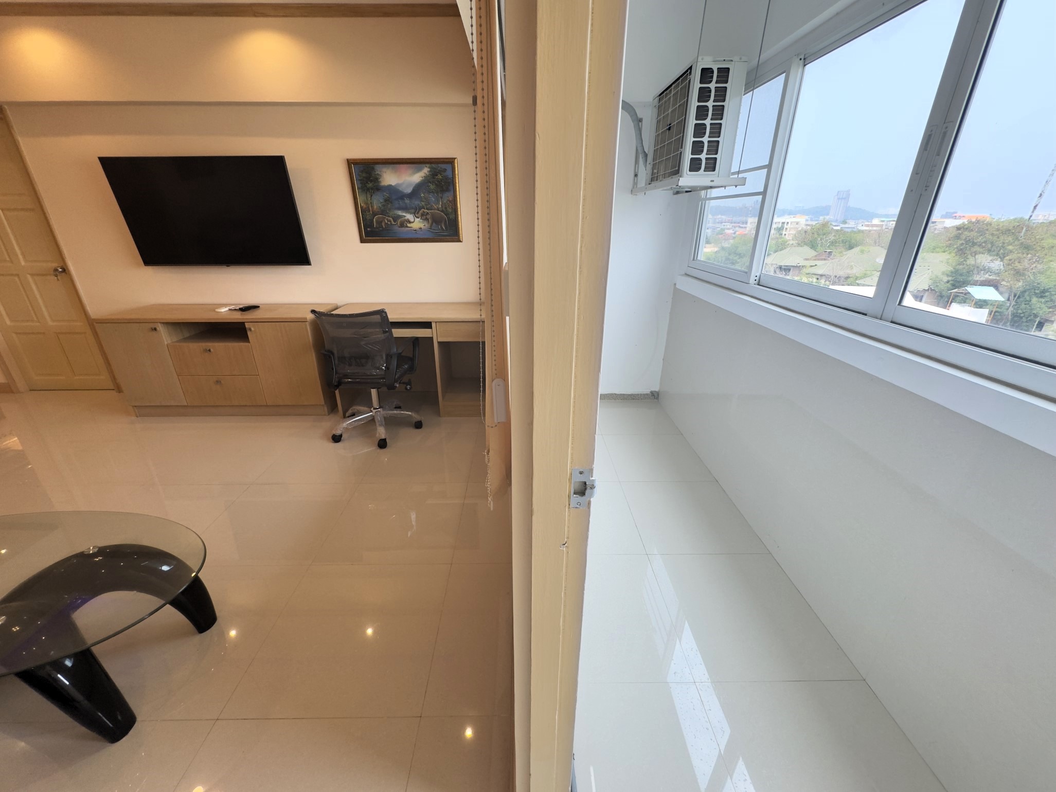 Keha/F5 1 BED · 2 BATH · 64 SQ M · 2 BALCONIES · CORNER APARTMENT 10