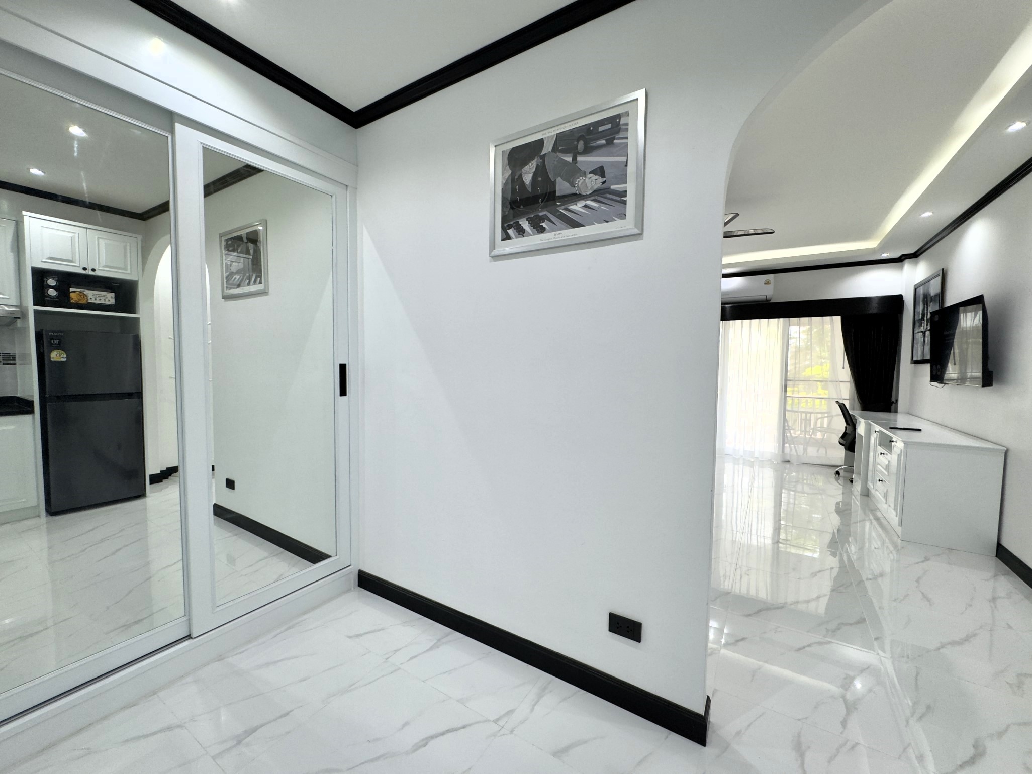 Baan Suan Lalana/SC/F3 LARGE STUDIO · 1 BATH · 40 SQ M · 1 BALCONY 11