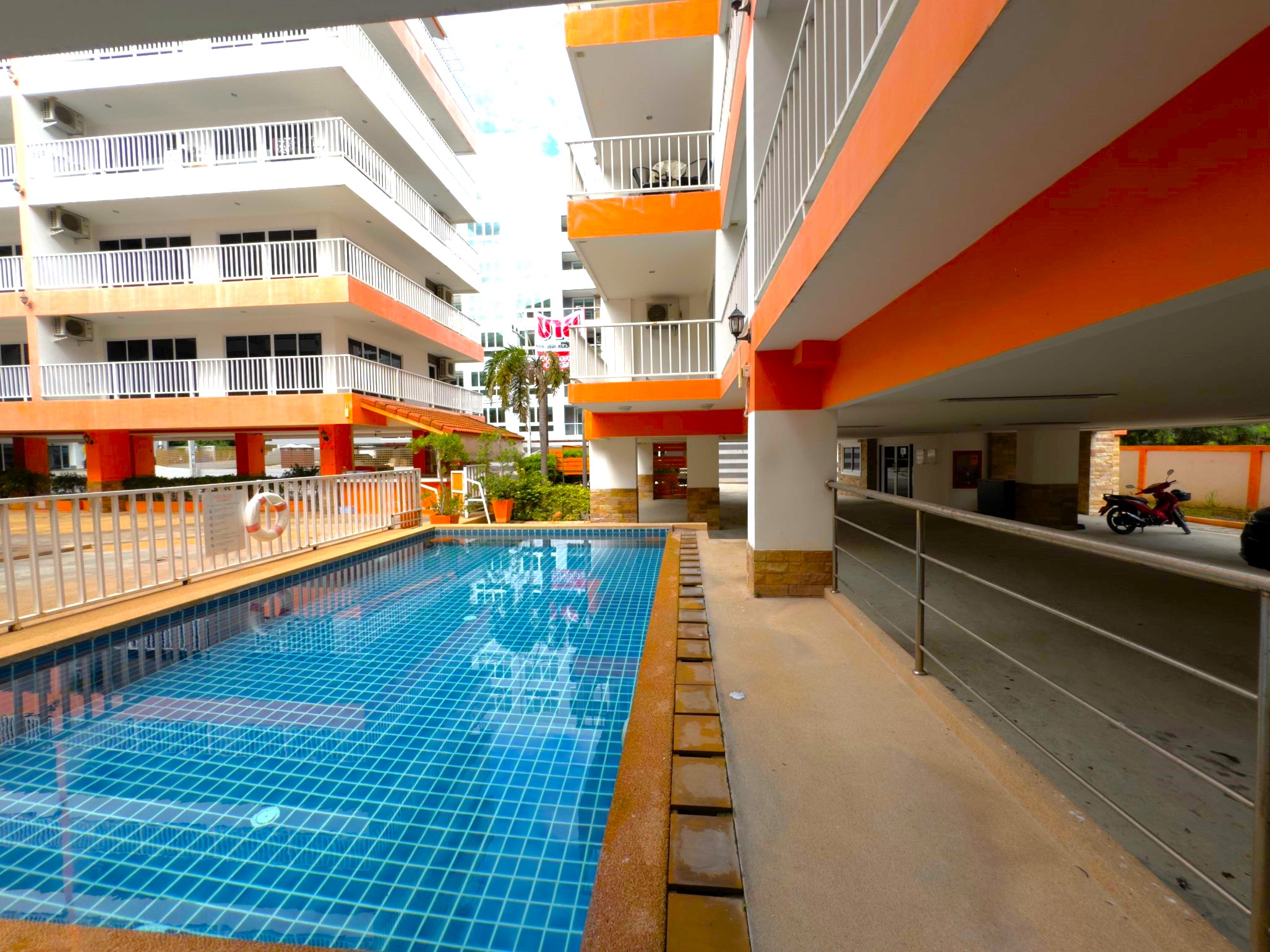 NORDIC Suites 3/F2 STUDIO · 1 BATH · 42 SQ M · 1 BALCONY · POOL VIEW 23