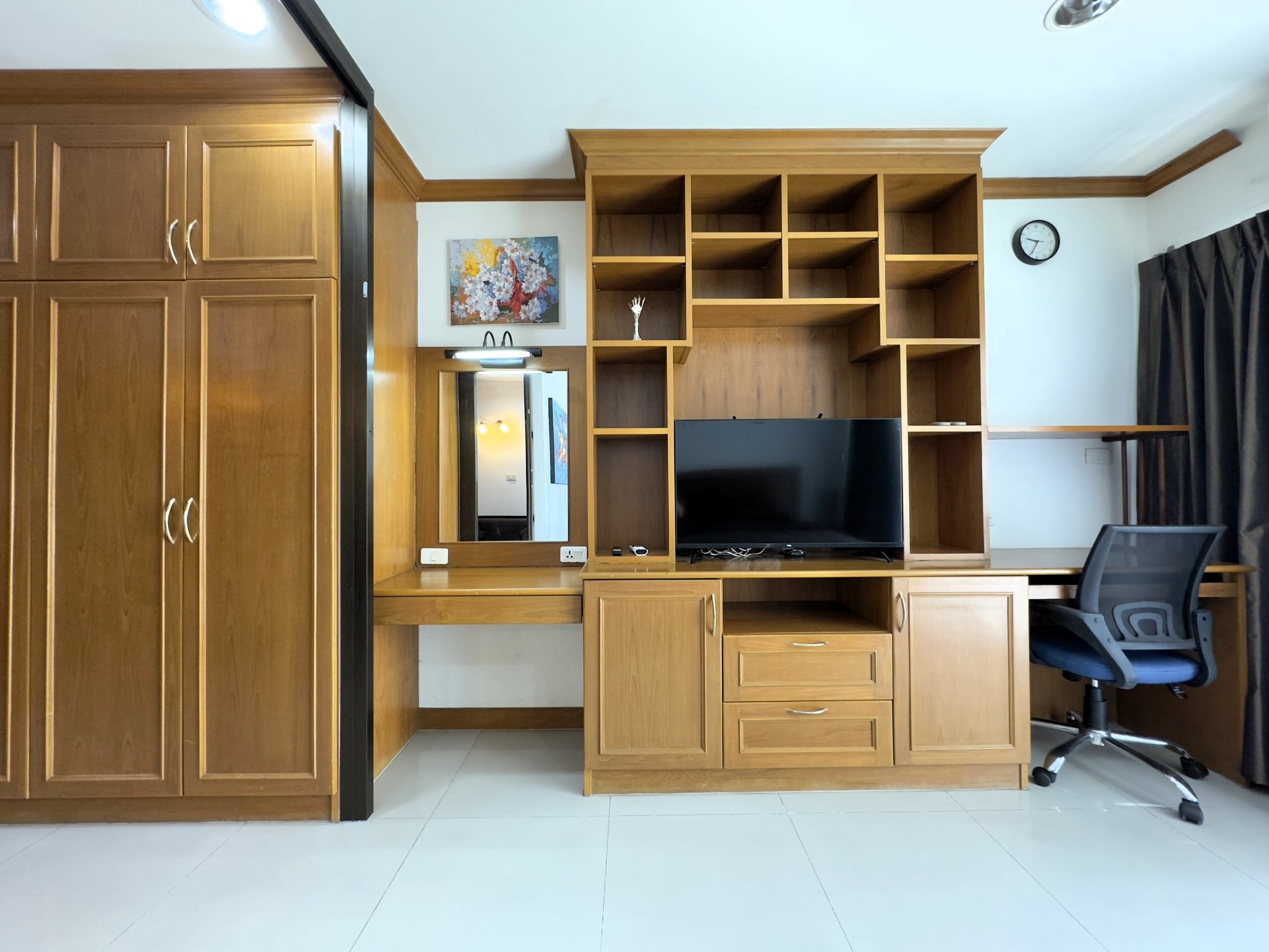 TW Platinum Suites/F3 1 BED · 1 BATH · 52 SQ M · 1 BALCONY · POOL VIEW 15