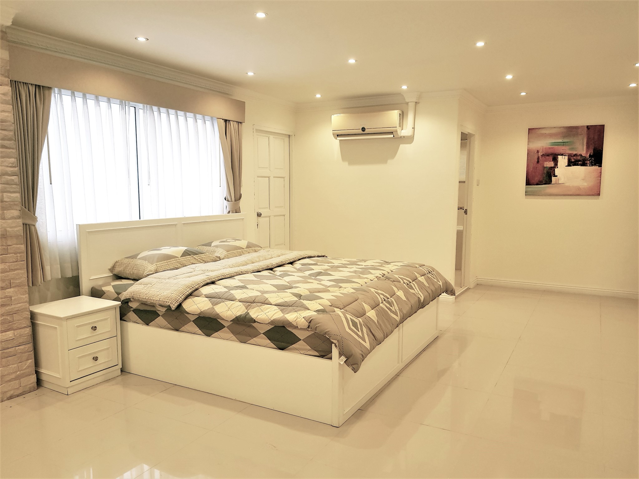Rungfa/F10 2 BED · 3 BATH · 146 SQ M · LUXURY PENTHOUSE 22