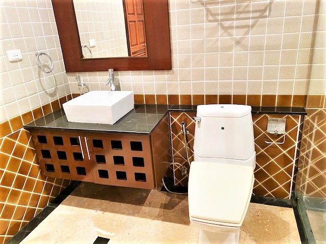 The Residence/F5 1 BED · 2 BATH · 81 SQ M · 1 BALCONY 24