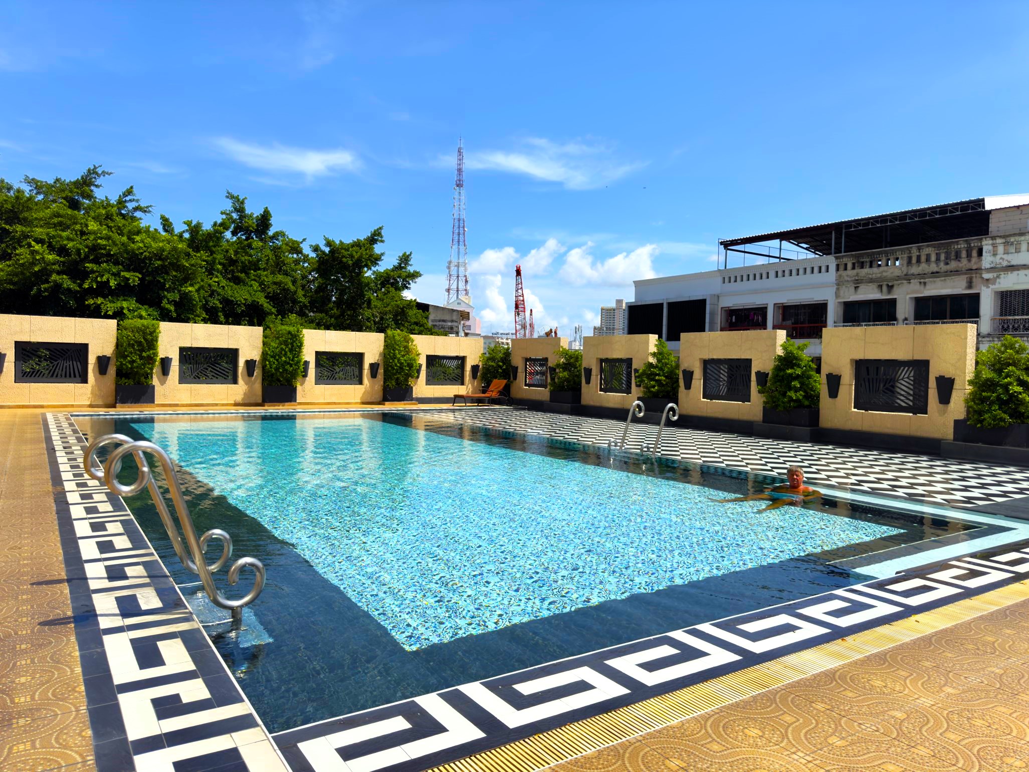 City Garden Tower/F19 1 BED · 1 BATH · 35 SQ M · SEA VIEW 39