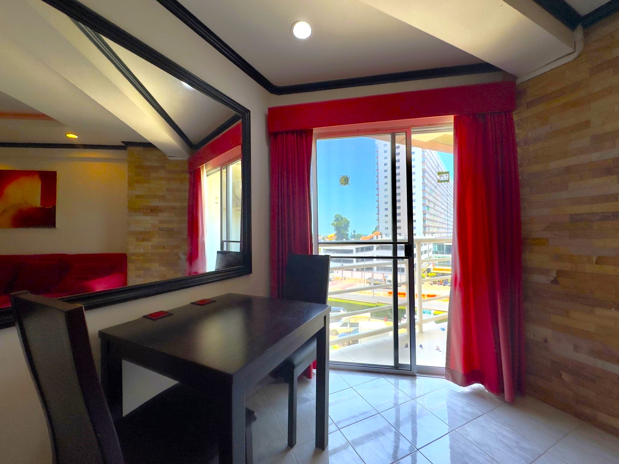 Jomtien Beach Condominium/A1/F4 1 BED · 2 BATH · 60 SQ M · 2 BALCONIES · POOL VIEW 9
