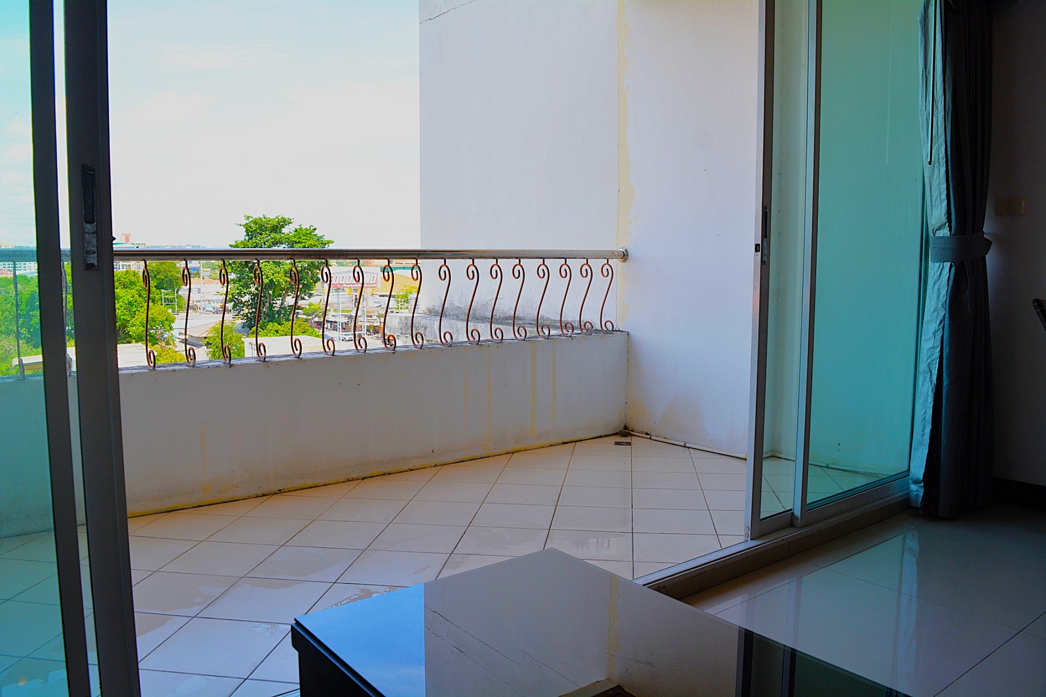 TW Platinum Suites/F6 LARGE STUDIO · 1 BATH · 49 SQ M · 1 BALCONY 19