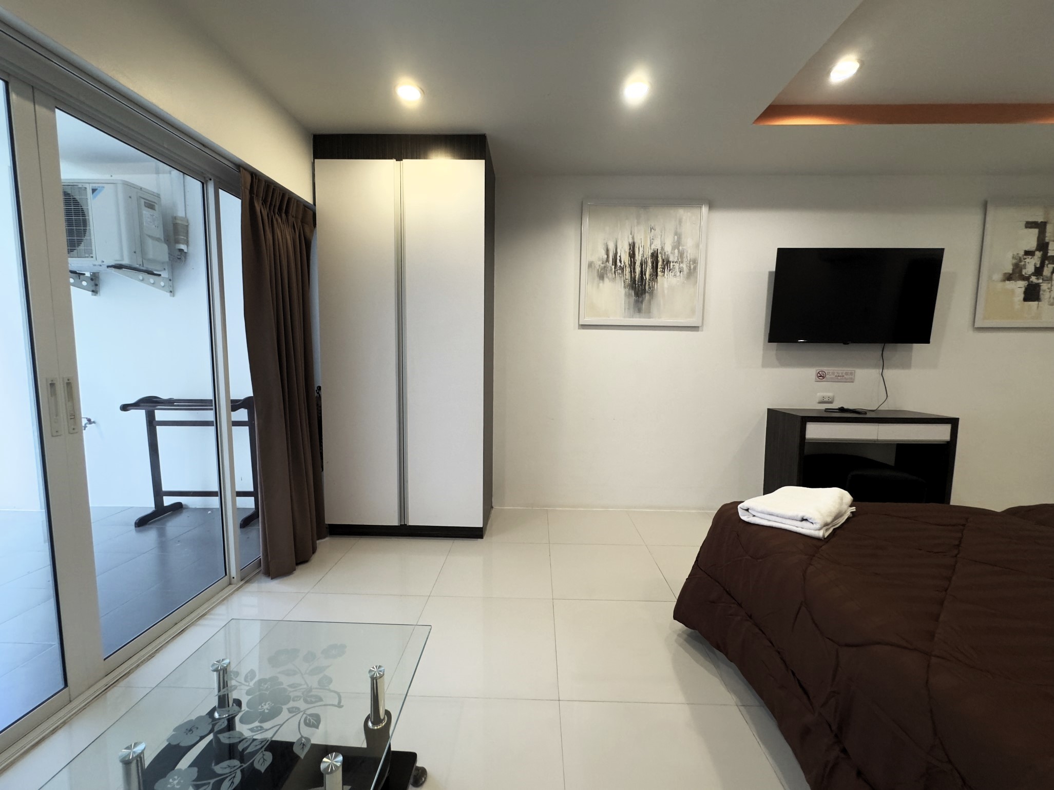 NORDIC Suites 3/F2 STUDIO · 1 BATH · 42 SQ M · 1 BALCONY · POOL VIEW 14