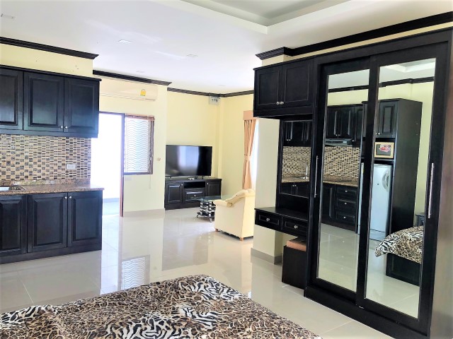 Baan Suan Lalana/TC/F1 STUDIO · 1 BATH · 53 SQ M · 1 BALCONY