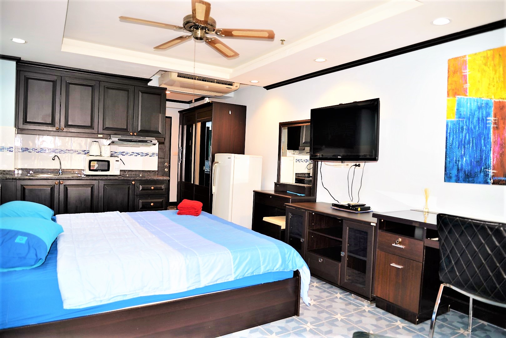 Jomtien Beach Condominium/A3/F3 STUDIO · 1 BATH · 30 SQ M · 1 BALCONY