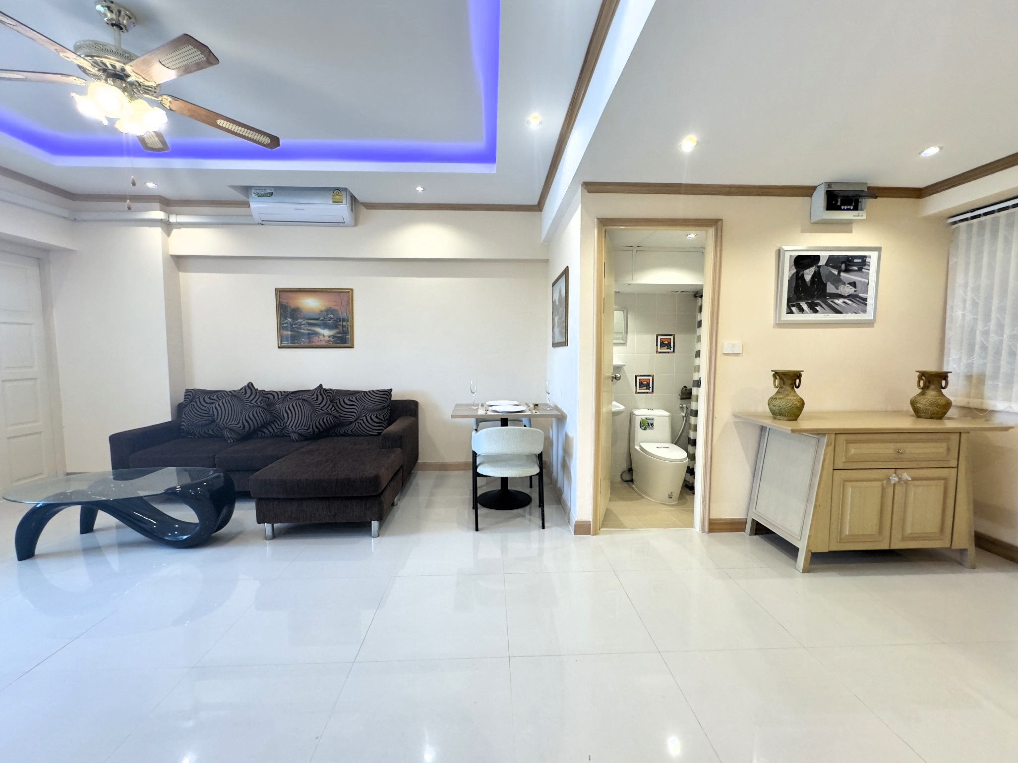 Keha/F5 1 BED · 2 BATH · 64 SQ M · 2 BALCONIES · CORNER APARTMENT 11