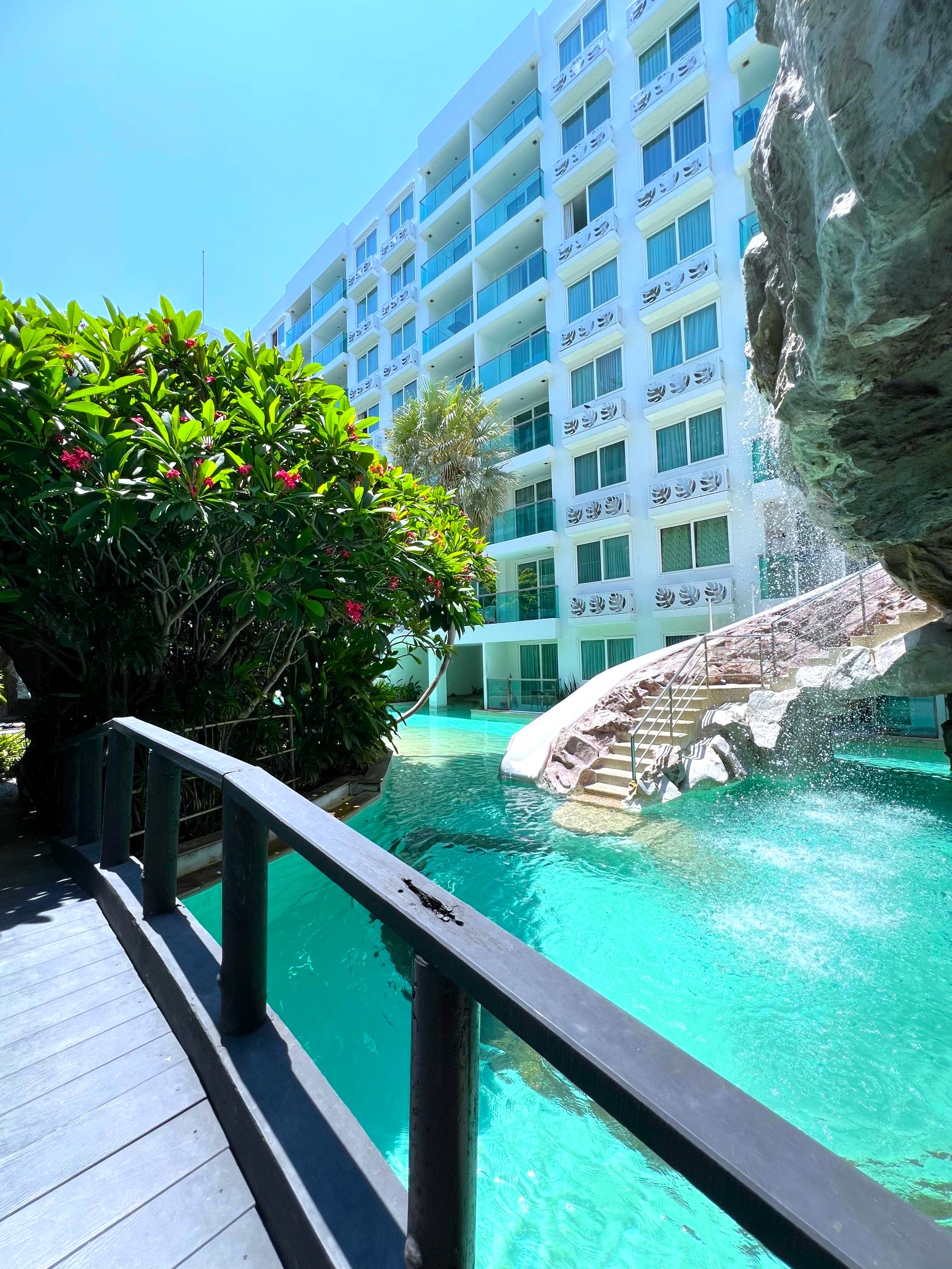 One Bedroom 35sqm Condo in Amazon Residence Jomtien 600 Meters from Beach 20