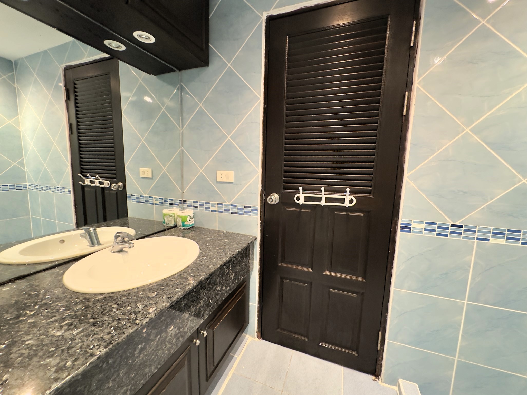 Jomtien Beach Condominium/A1/F8 STUDIO · 1 BATH · 30 SQ M · 1 BALCONY · POOL VIEW 20