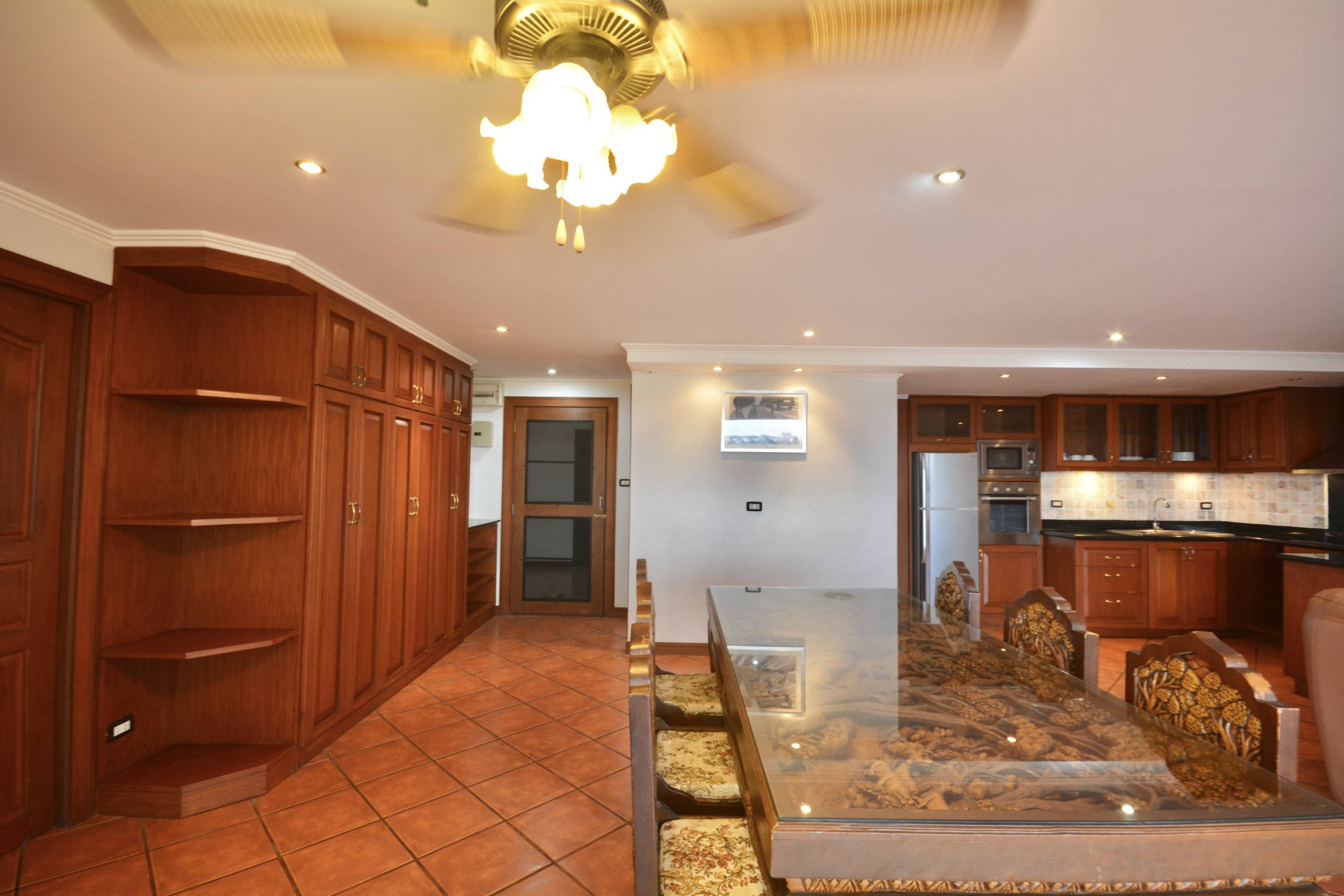 Angket/F7 1 BED · 2 BATH · 108 SQ M · 1 BALCONY · POOL VIEW 12