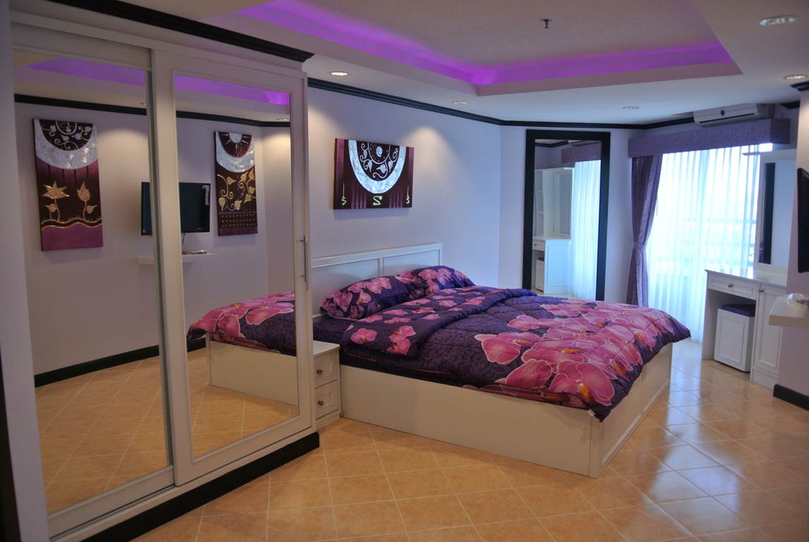 Angket/F11 LUXURY 1 BED · 1 BATH · 74 SQ M · LARGE BALCONY 10