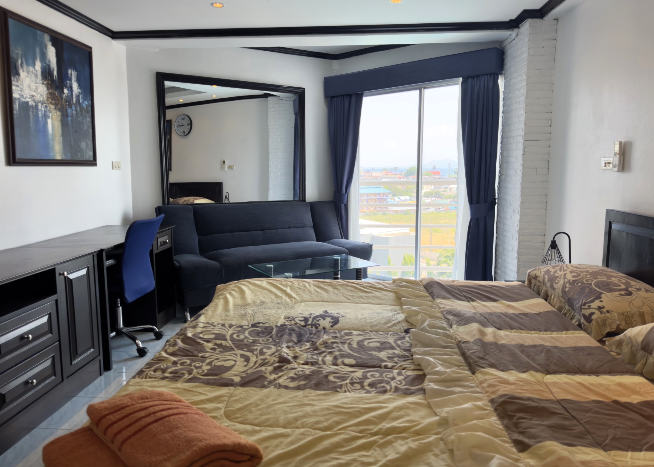 Jomtien Beach Condominium/A1/F8 STUDIO · 1 BATH · 30 SQ M · 1 BALCONY · POOL VIEW 3