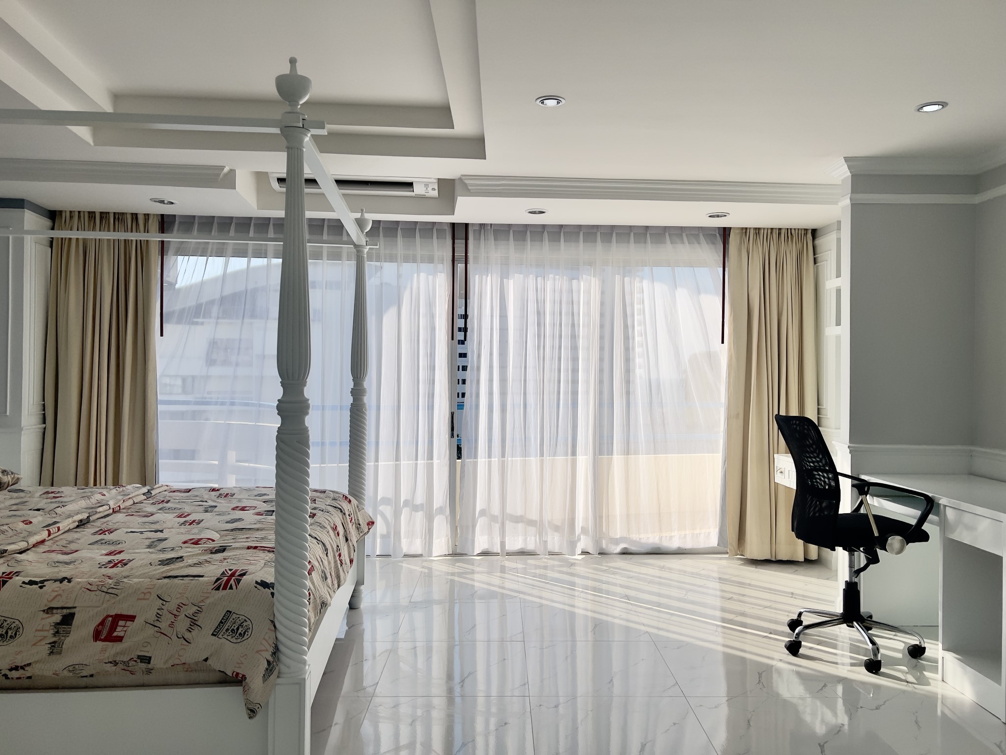 Peak Condo/F5 1 BED · 2 BATH · 105 SQ M · 1 BALCONY · CORNER CONDO · SEA VIEW