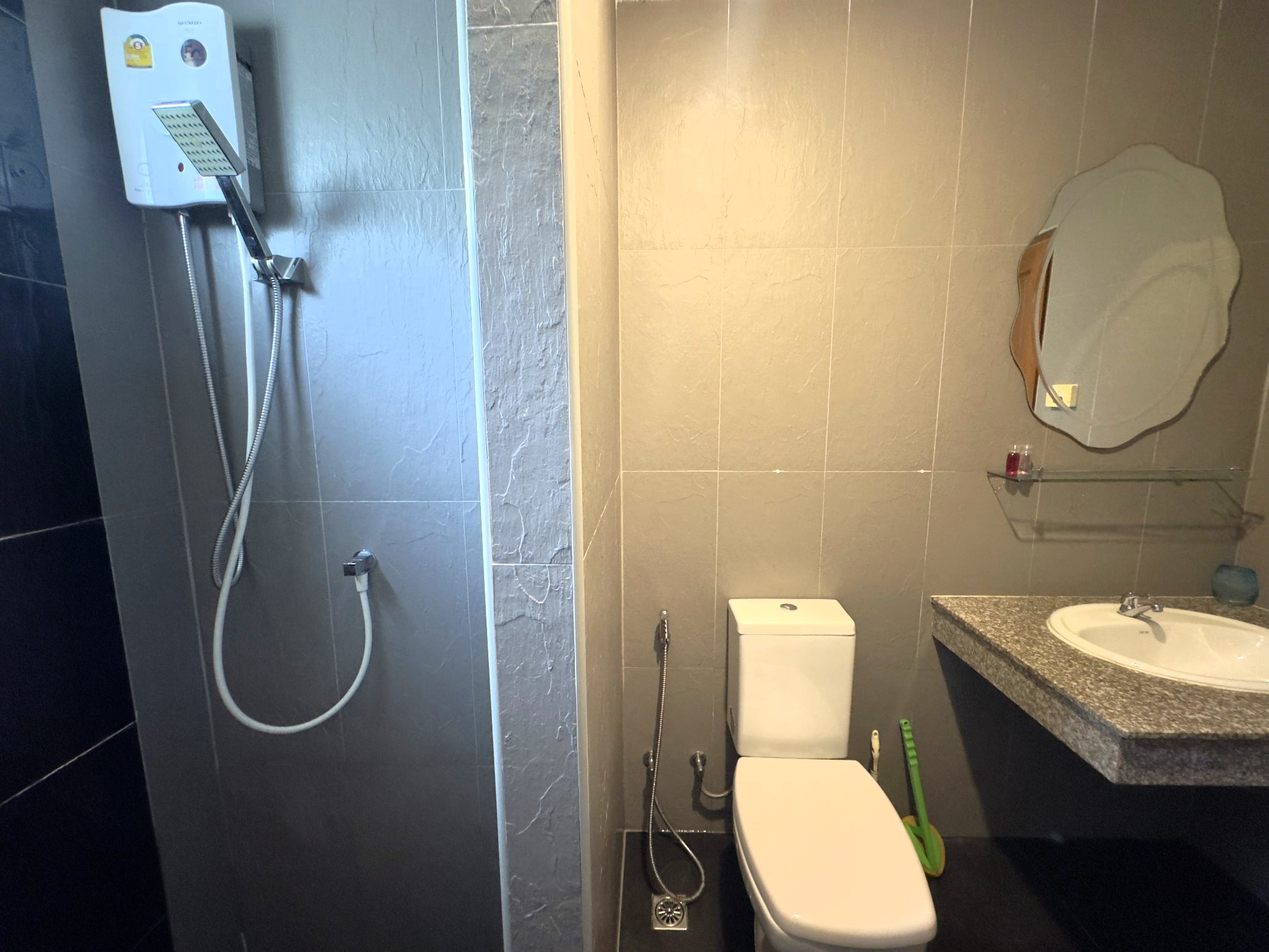 Beach Mountain 6/F2 STUDIO · 1 BATH · 31 SQ M · 1 BALCONY 11
