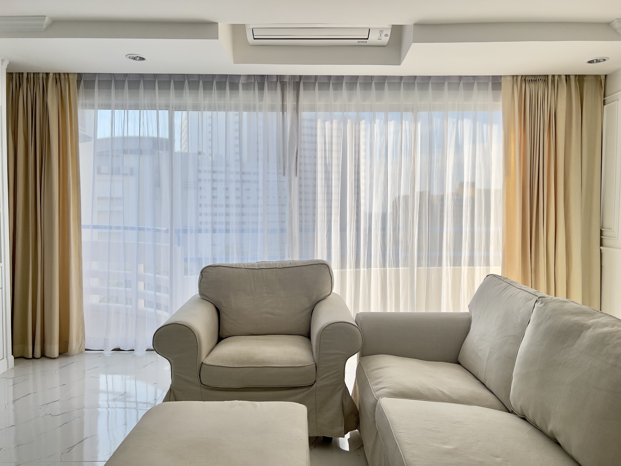 Peak Condo/F5 1 BED · 2 BATH · 105 SQ M · 1 BALCONY · CORNER CONDO · SEA VIEW 24