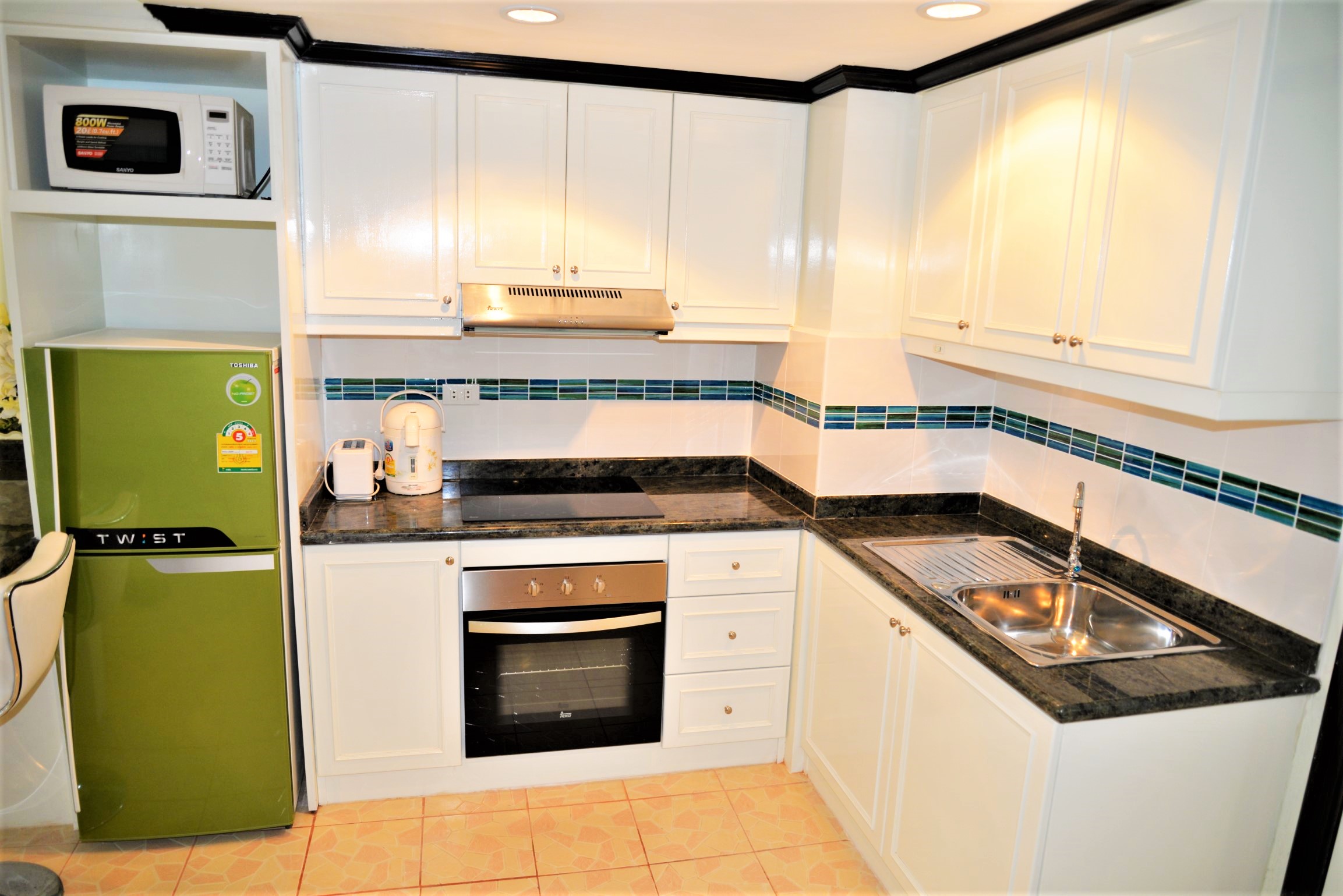 Jomtien Beach Condominium/A2/F5 1 BED · 1 BATH · 60 SQ M · 1 BALCONY 3