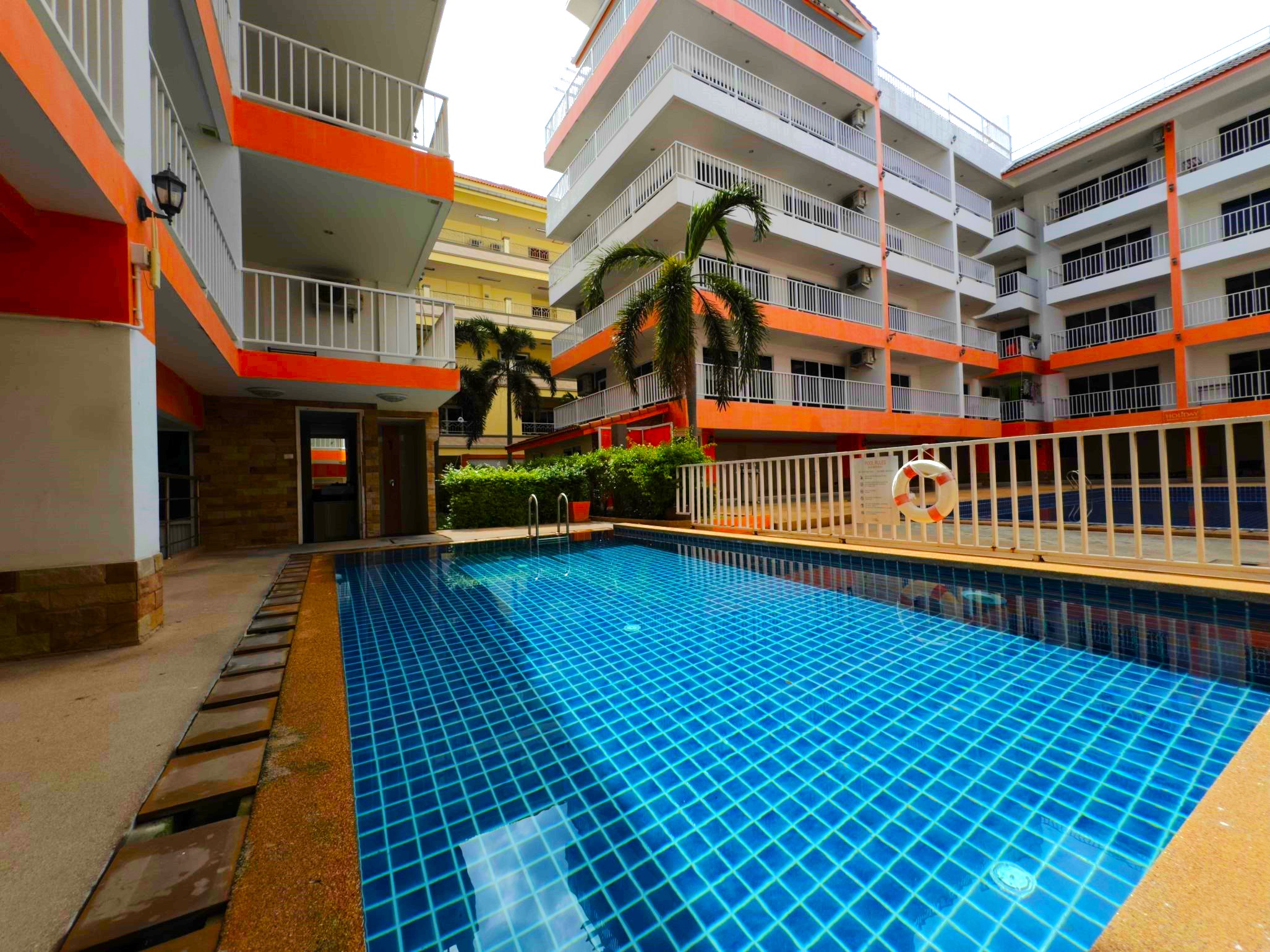 NORDIC Suites 3/F2 STUDIO · 1 BATH · 42 SQ M · 1 BALCONY · POOL VIEW 22