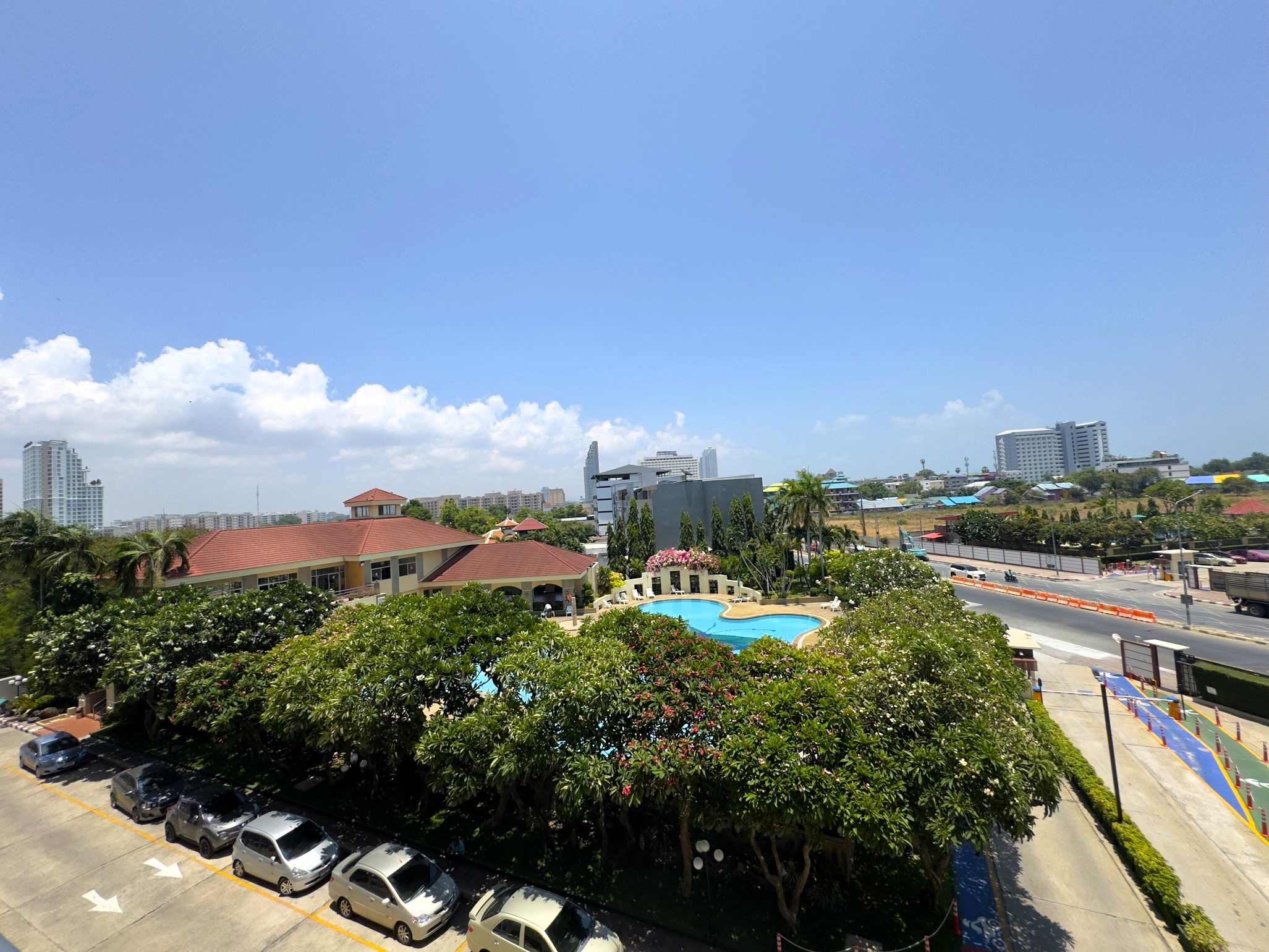 Jomtien Beach Condominium/A1/F4 1 BED · 2 BATH · 60 SQ M · 2 BALCONIES · POOL VIEW 26
