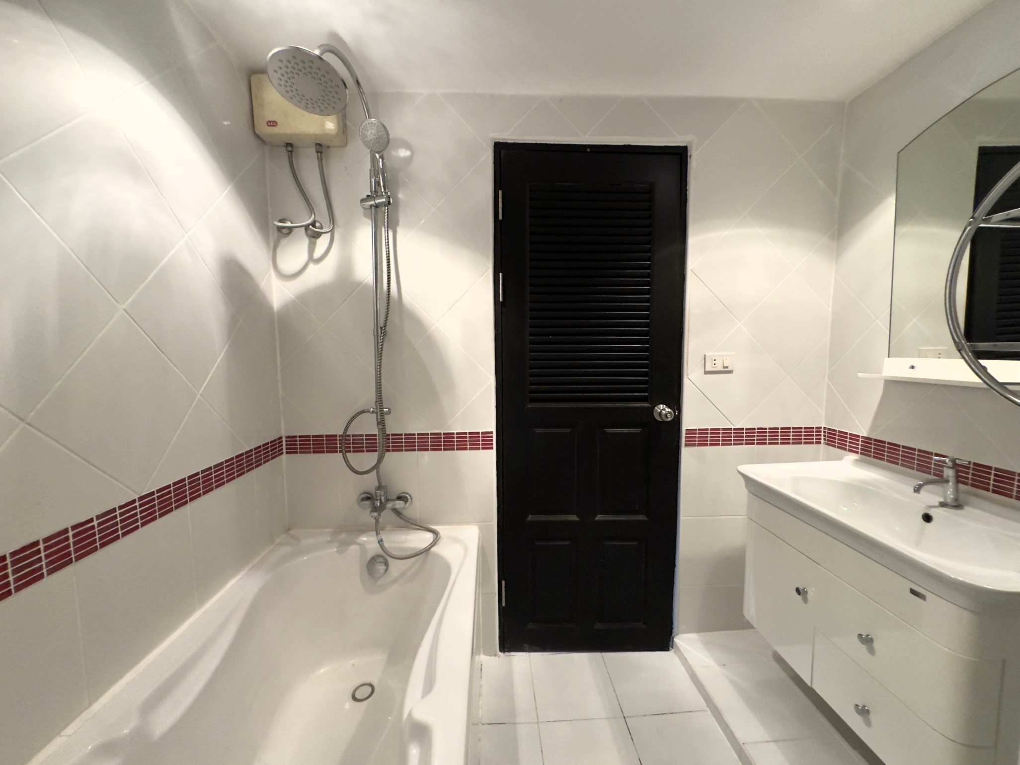 Jomtien Beach Condominium/A1/F4 1 BED · 2 BATH · 60 SQ M · 2 BALCONIES · POOL VIEW 23
