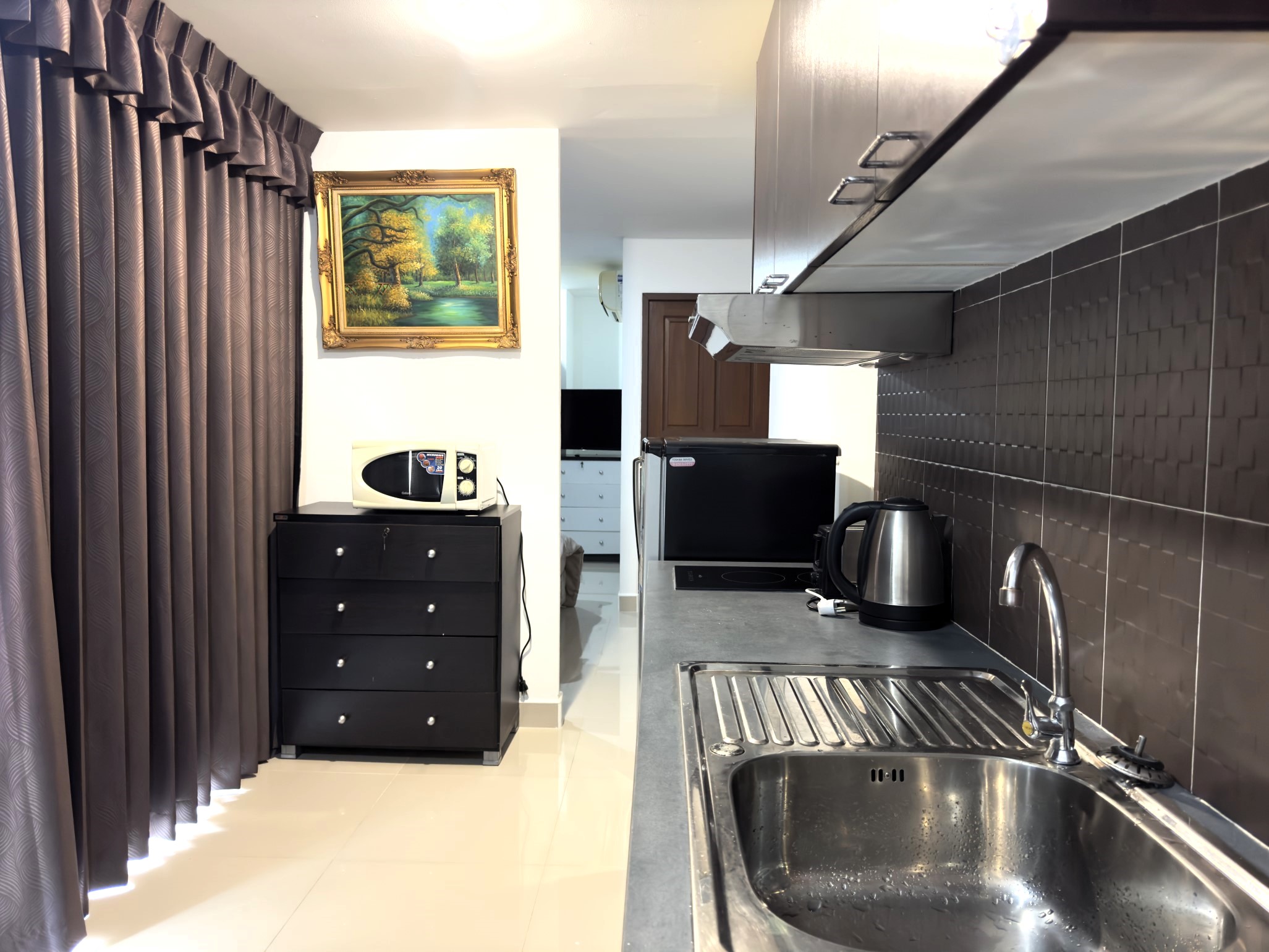 Beach Mountain 6/F2 STUDIO · 1 BATH · 31 SQ M · 1 BALCONY