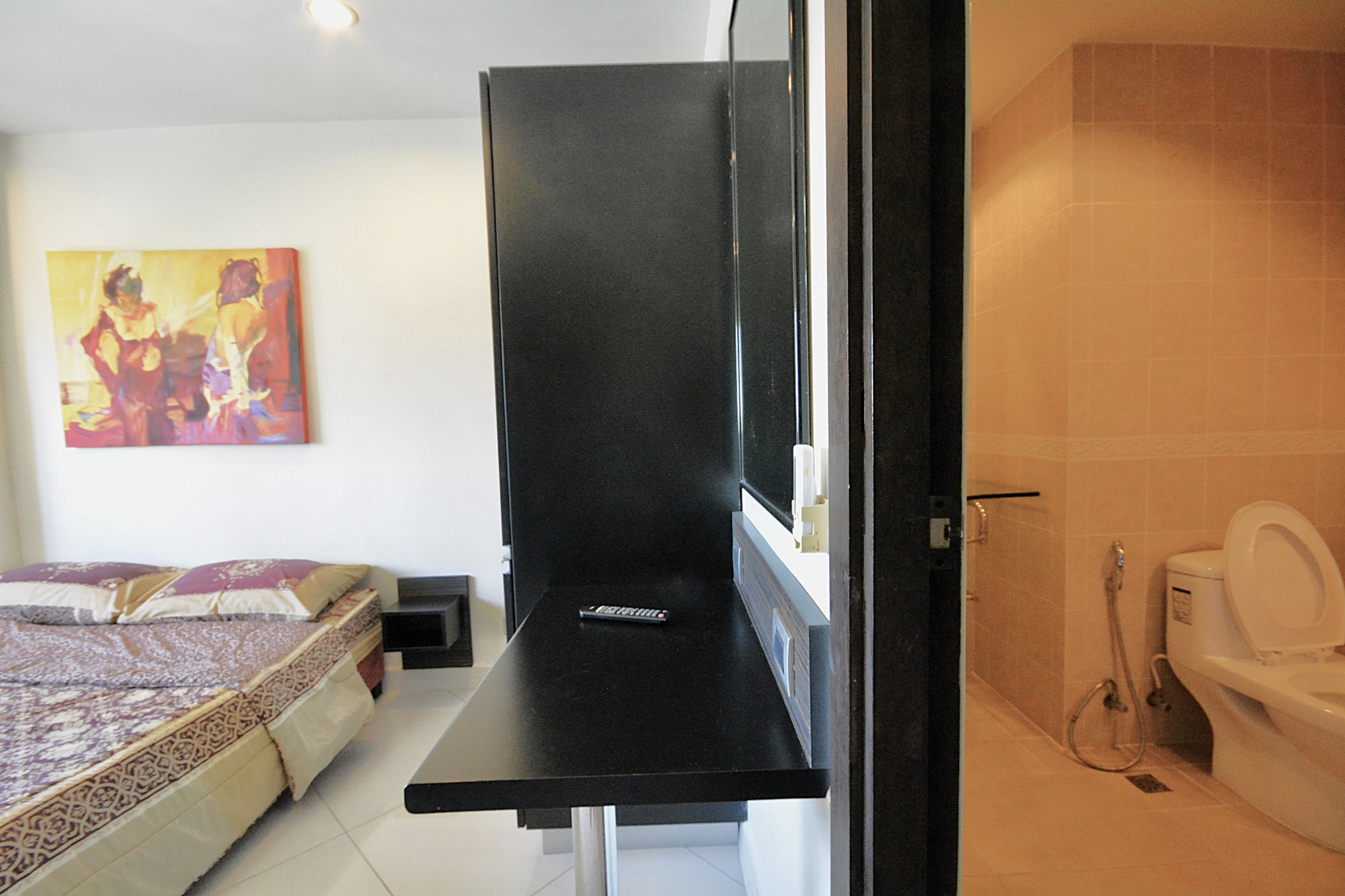 Park Lane/F6 2 BED · 2 BATH · 74 SQ M · 2 BALCONIES 17
