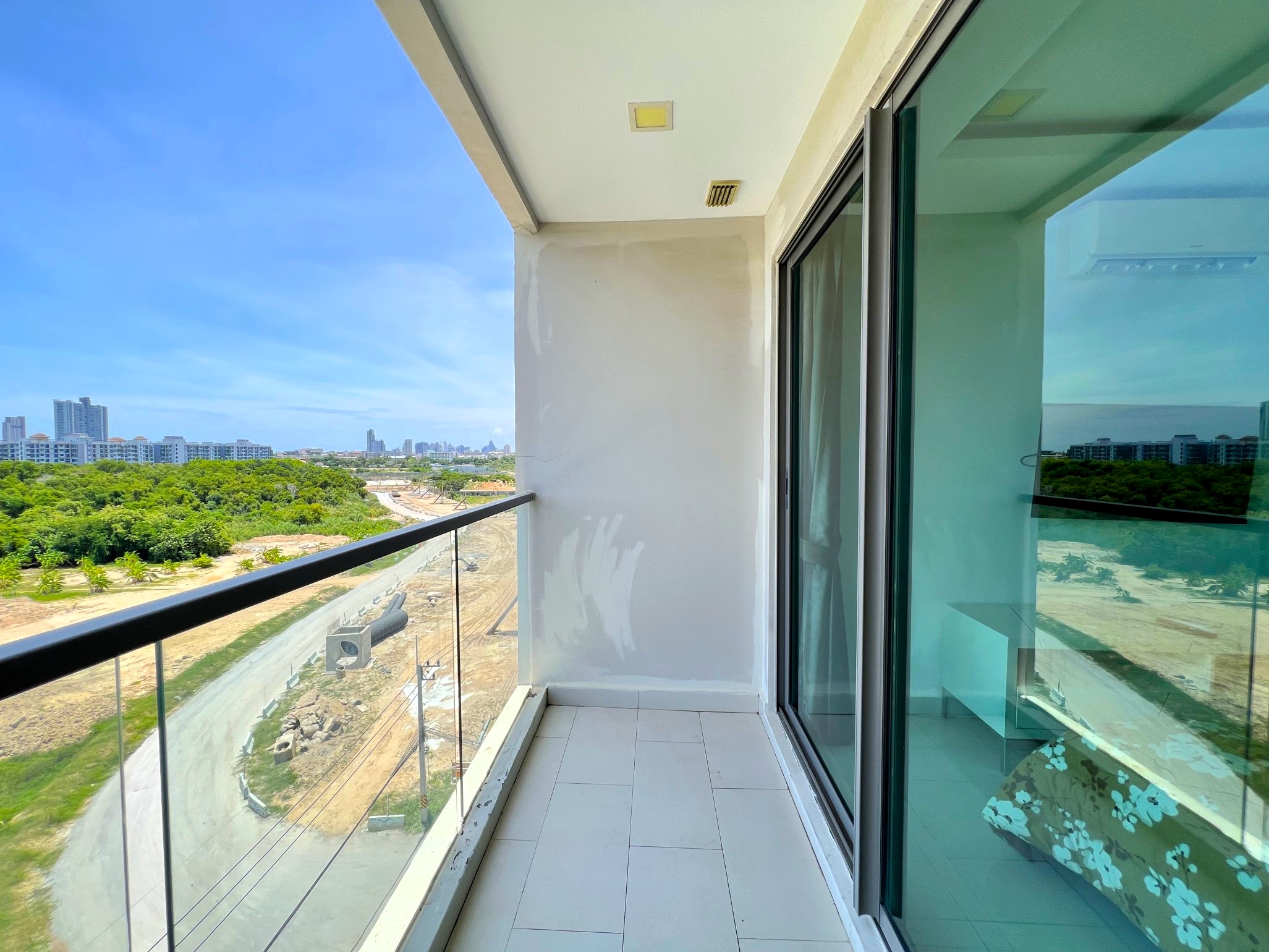 Laguna Beach Resort 3/F8 STUDIO · 1 BATH · 25 SQ M · 1 BALCONY 16