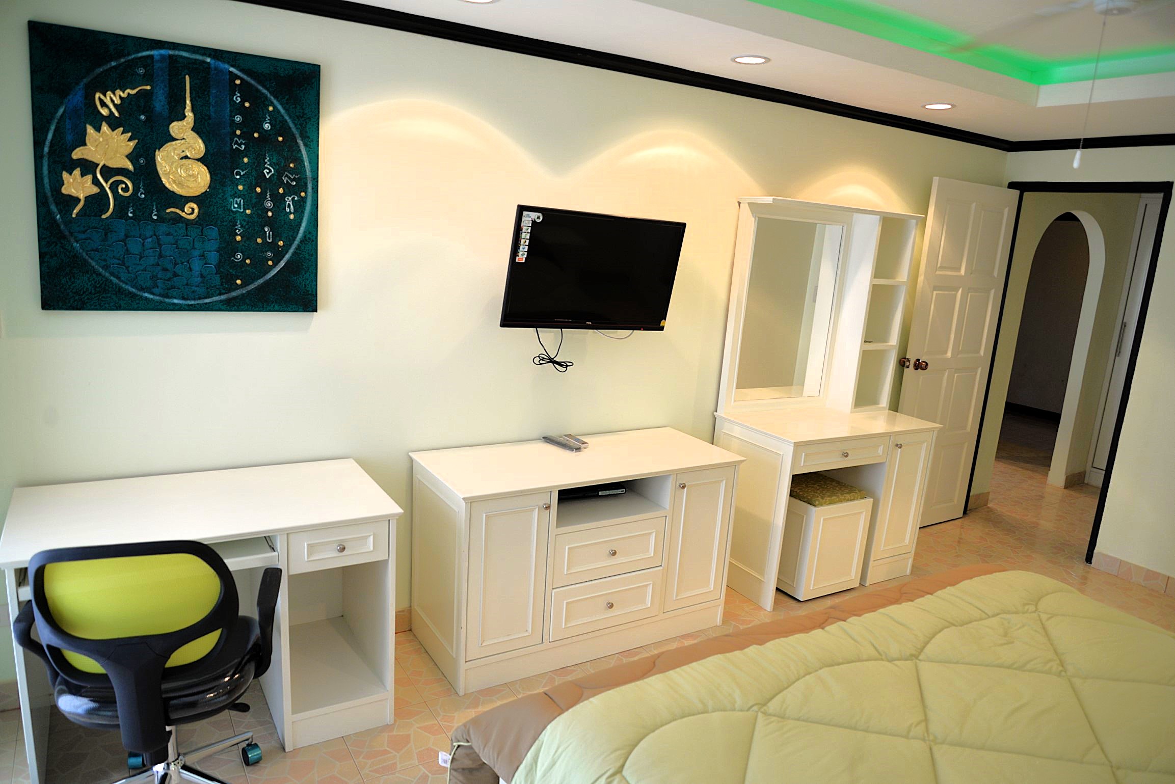Jomtien Beach Condominium/A2/F5 1 BED · 1 BATH · 60 SQ M · 1 BALCONY 12