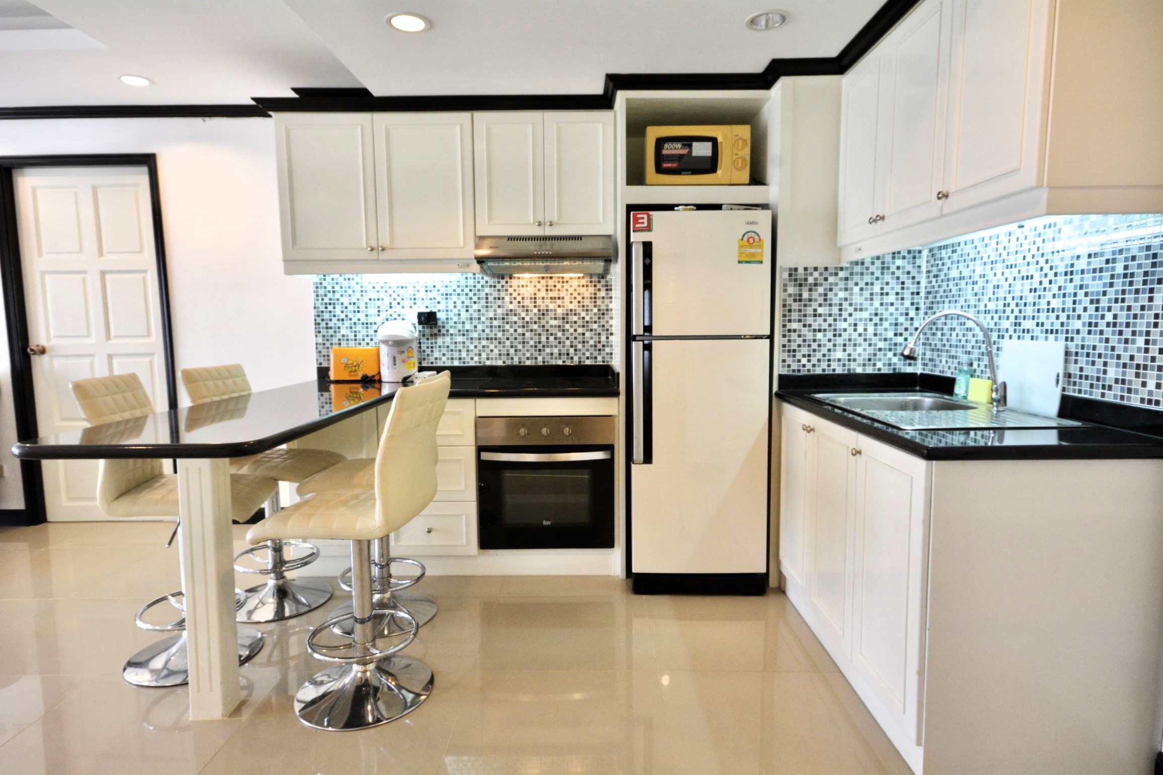 Jomtien Beach Condominium/A3/F12 CORNER APARTMENT · 2 BED · 1 BATH · 75 SQ M · 3 BALCONIES 2