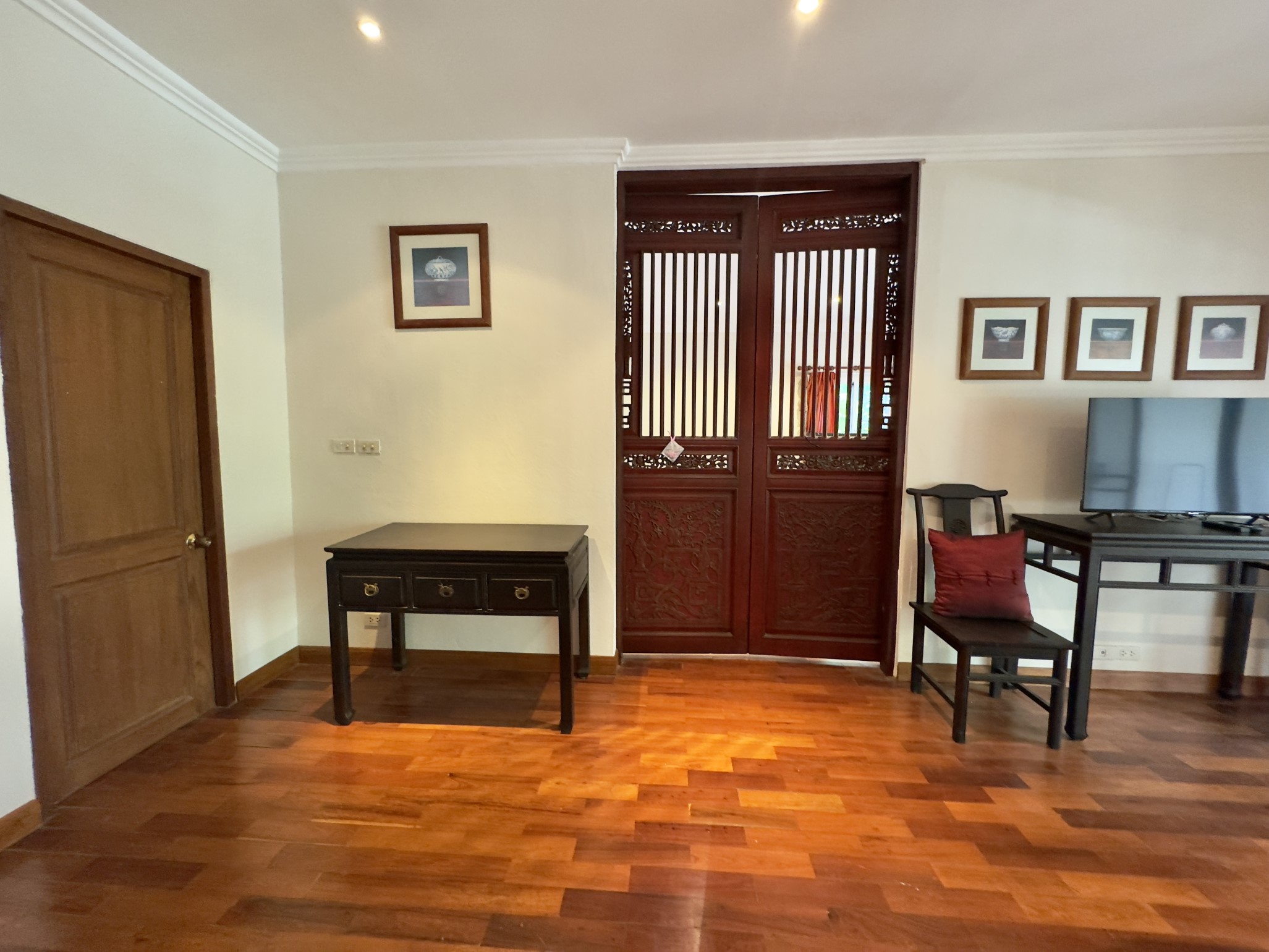 Baan Suan Lalana/SB/F2 2 BED · 1 BATH · CORNER CONDO · 100 SQ M · 2 BALCONIES 30