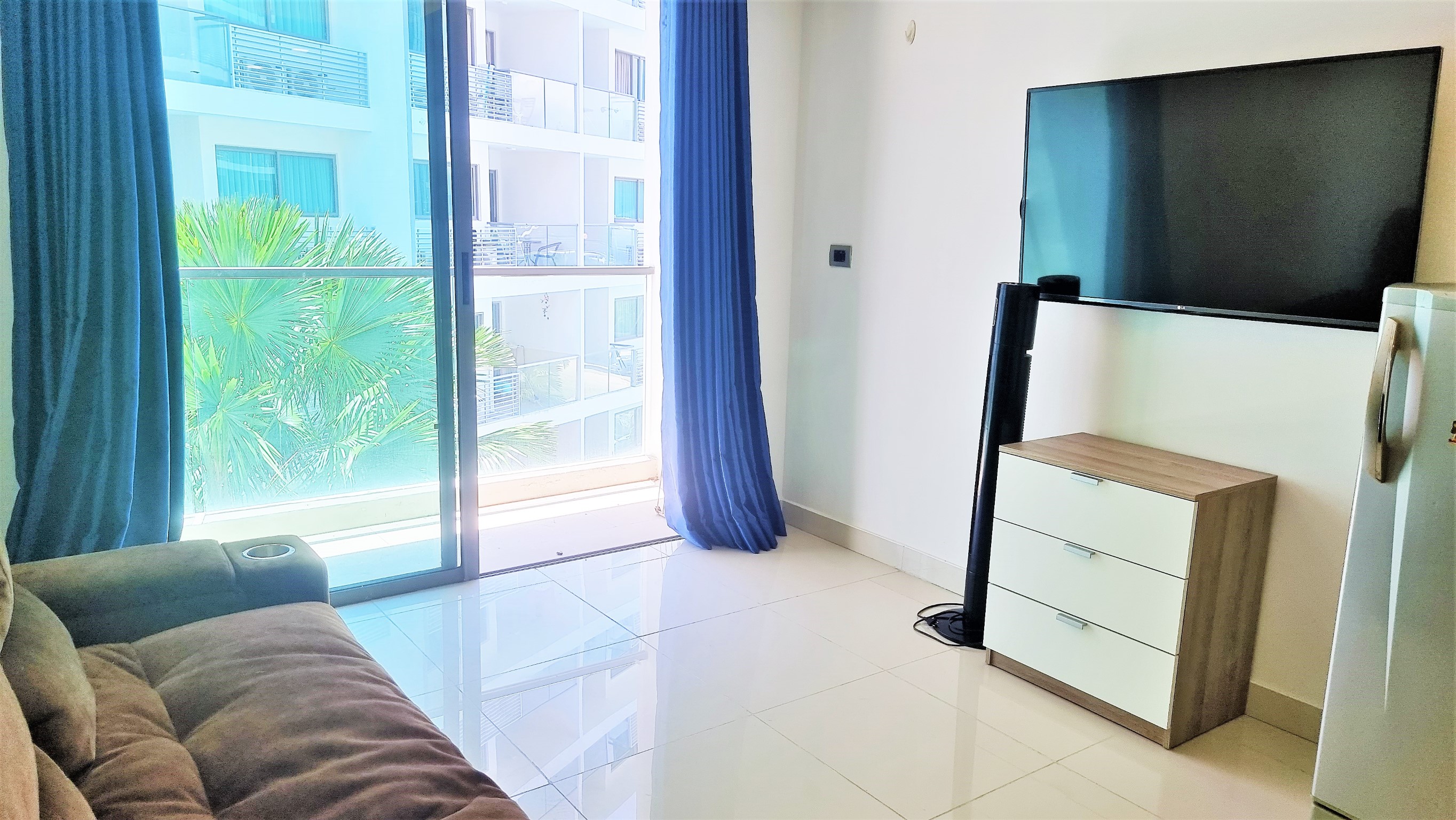 Laguna Beach Resort 1/F4 1 BED · 2 BATH · 51 SQ M · 1 BALCONY · POOL VIEWS 3