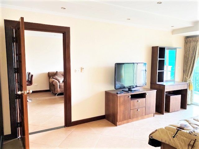 The Residence/F5 1 BED · 2 BATH · 81 SQ M · 1 BALCONY 16