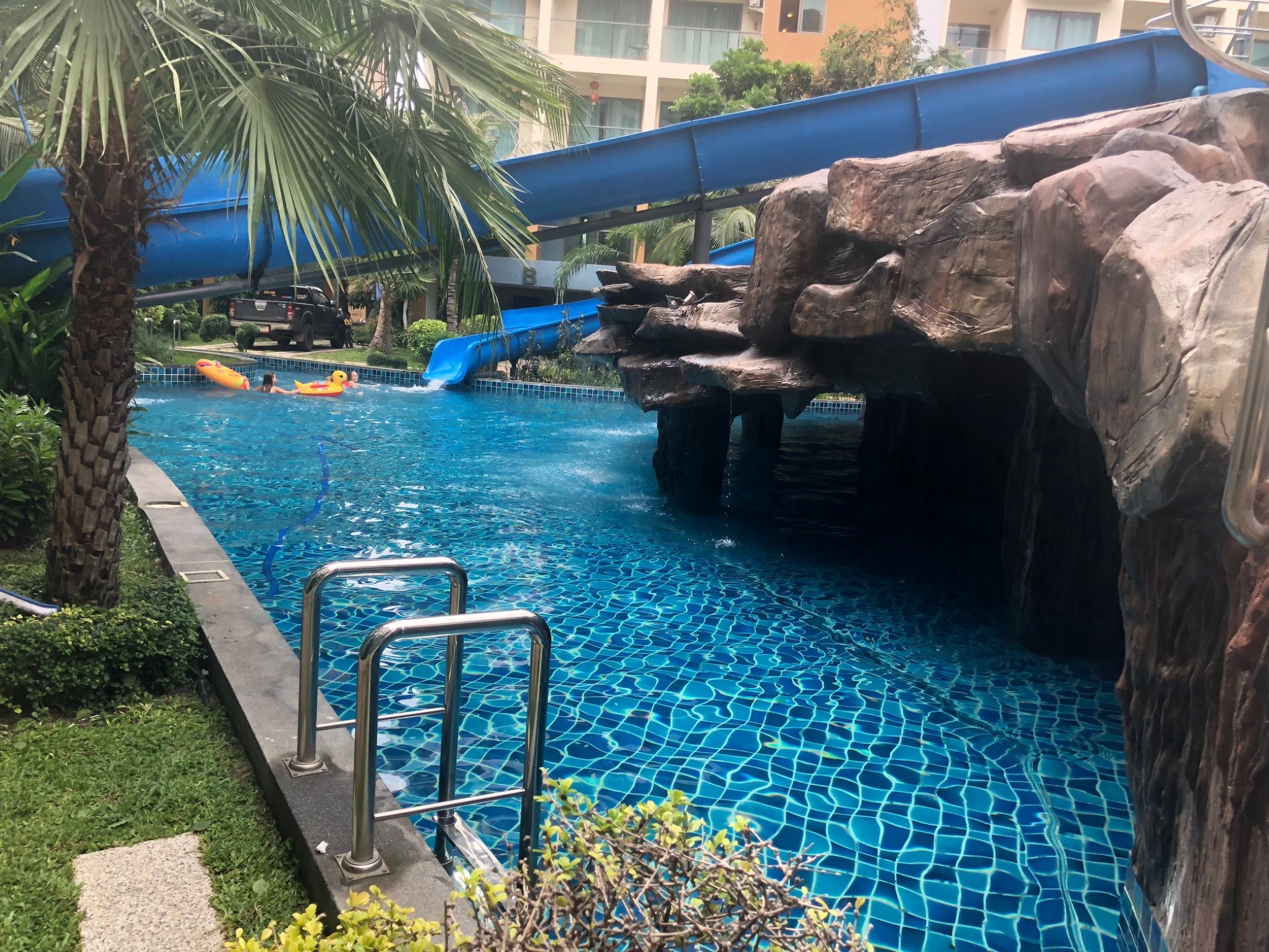 Laguna Beach Resort 2/F2 STUDIO · 1 BATH · 24 SQ M · 1 BALCONY 13