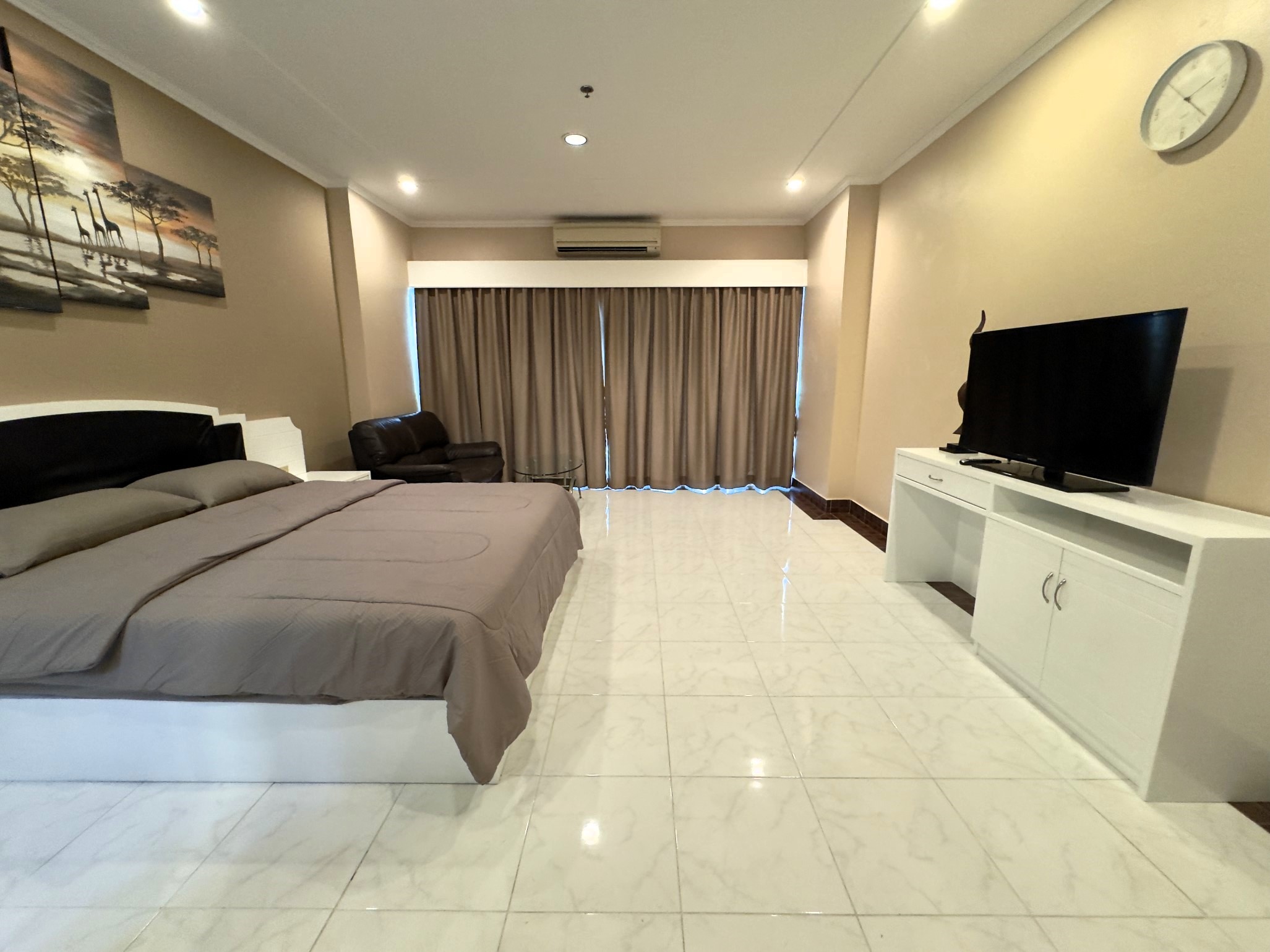 View Talay 8/F8 LARGE STUDIO · 1 BATH · 48 SQ M · 1 BALCONY · FANTASTIC SEA VIEW 9