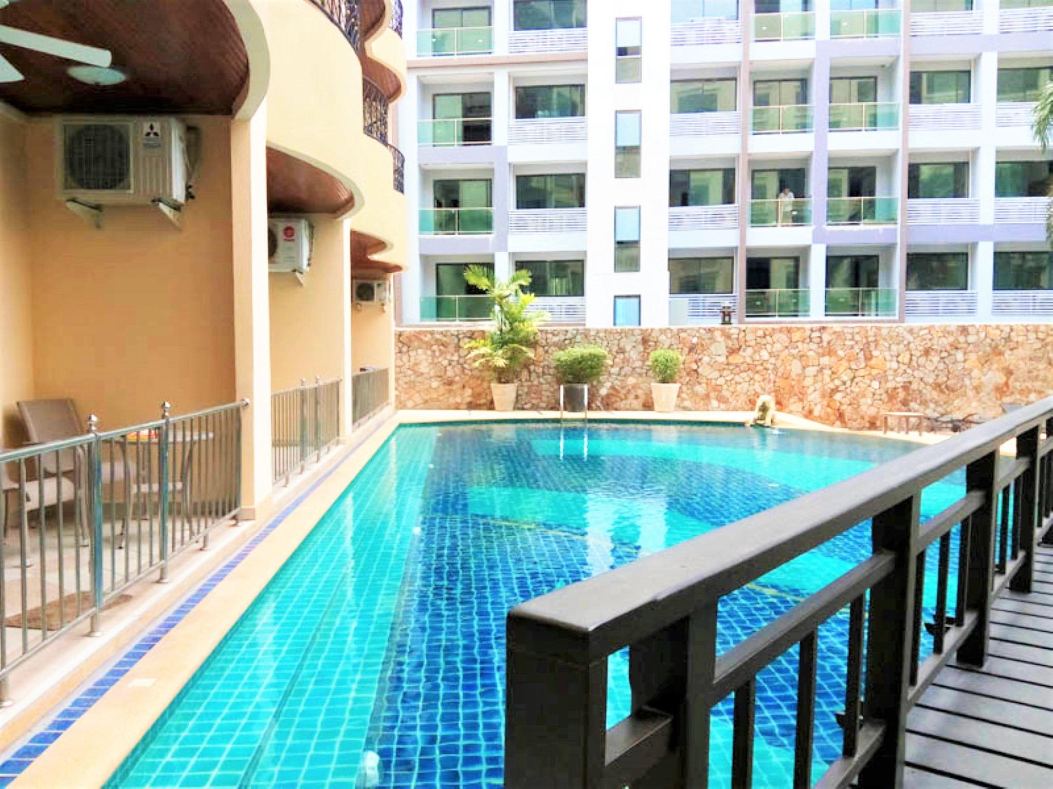 The Residence/F7 LARGE STUDIO · 1 BATH · 52 SQ M · BALCONY 31