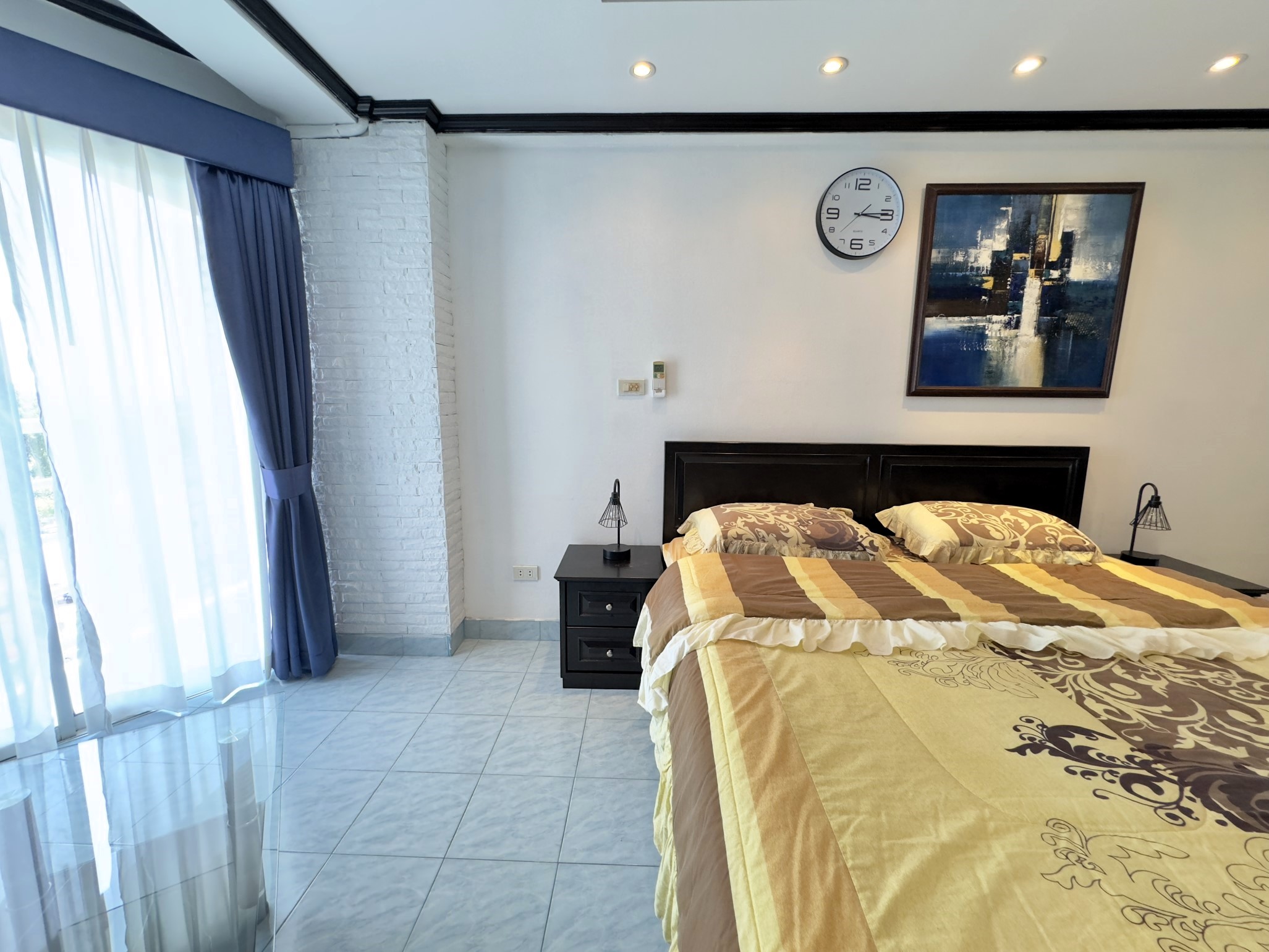 Jomtien Beach Condominium/A1/F8 STUDIO · 1 BATH · 30 SQ M · 1 BALCONY · POOL VIEW 12