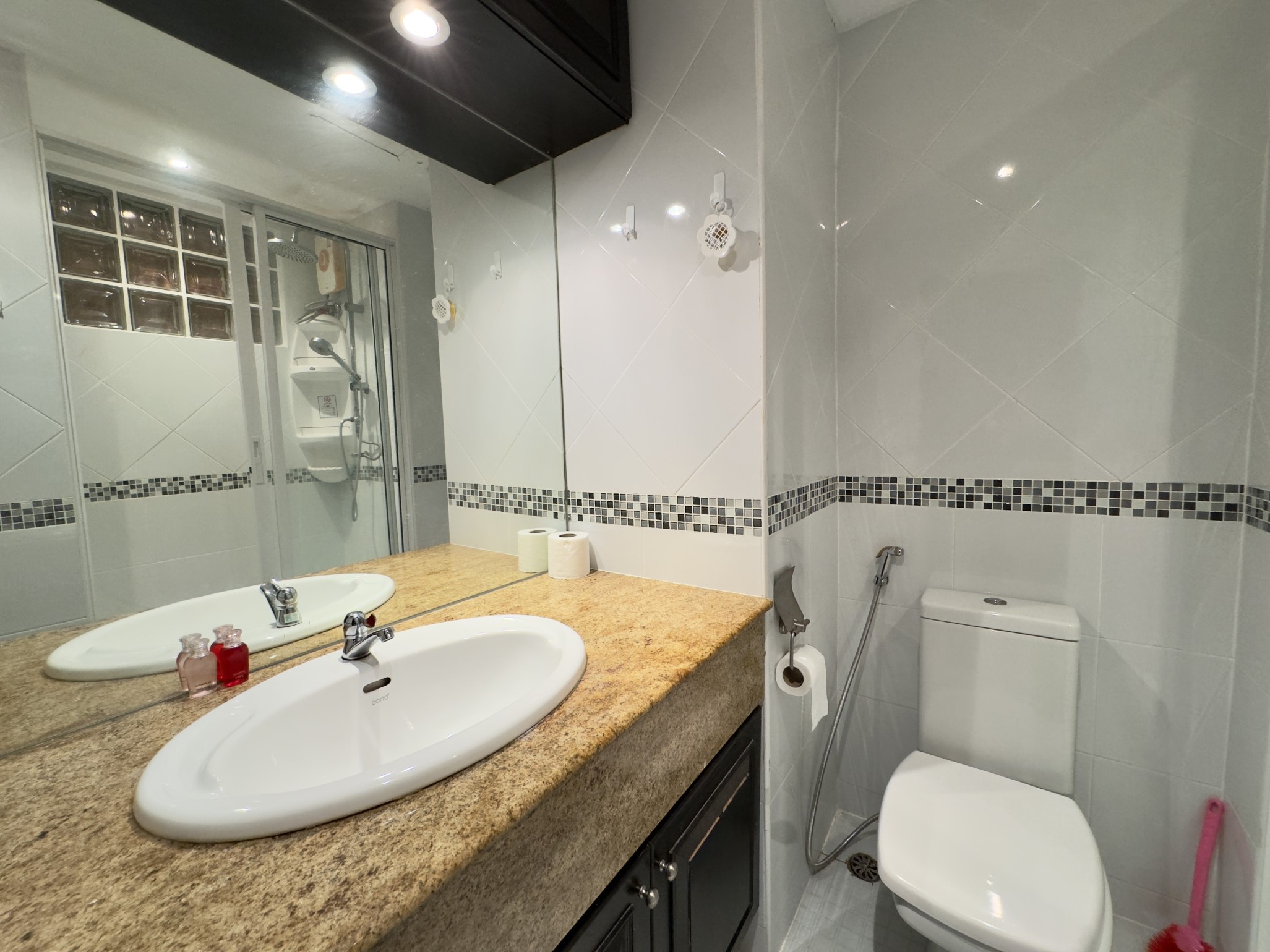 View Talay 1//F2 LARGE STUDIO · 1 BATH · 37 SQ M · 1 BALCONY 10