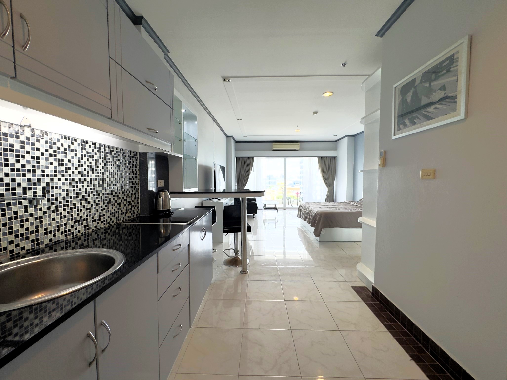 View Talay 8/F8 LARGE LUXURY STUDIO · 1 BATH · 48 SQ M · 1 BALCONY · FANTASTIC SEA VIEW 2