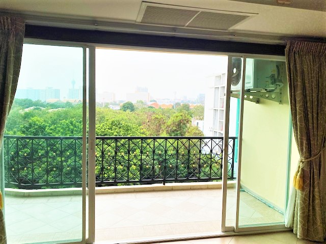 The Residence/F5 1 BED · 2 BATH · 81 SQ M · 1 BALCONY 28